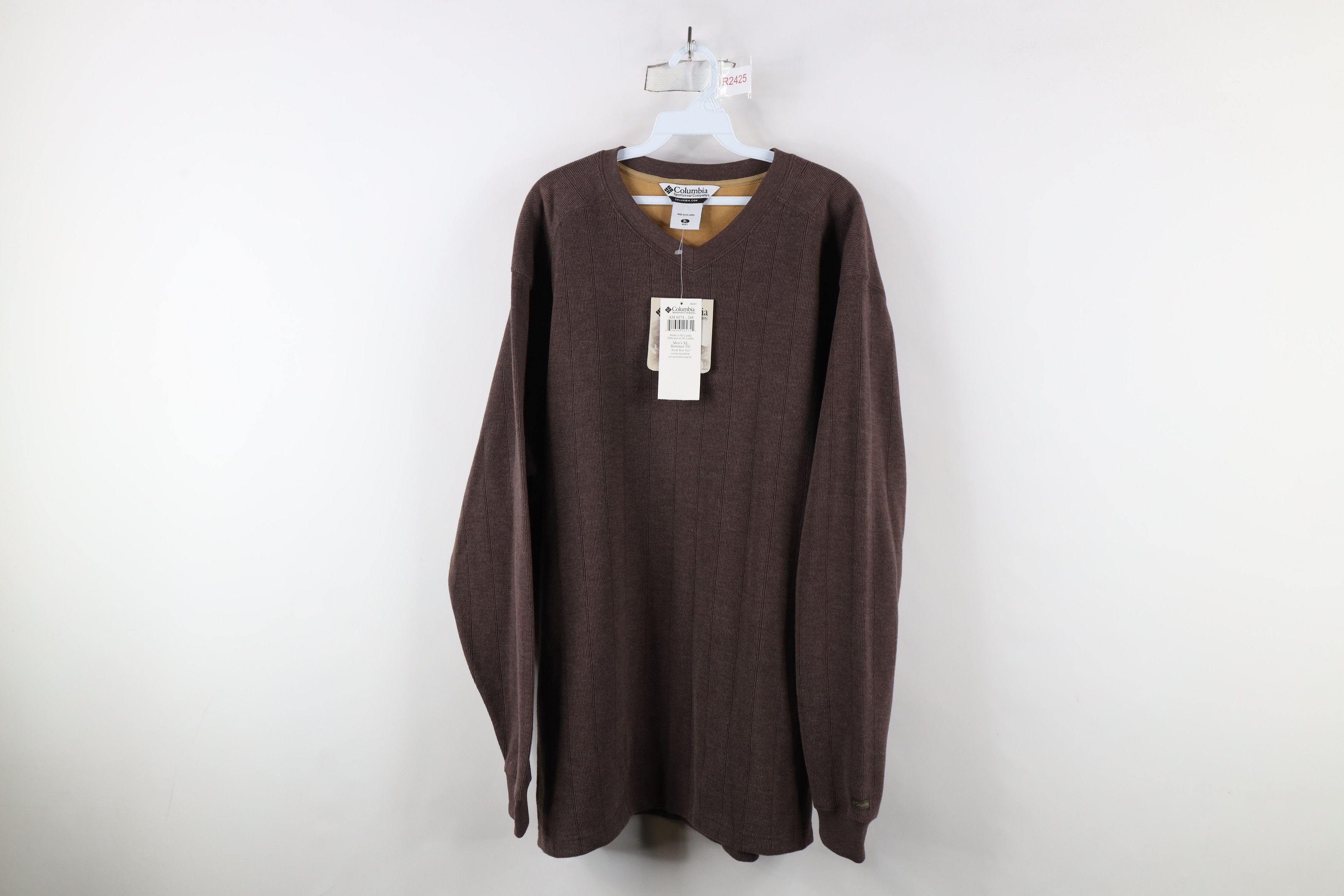 Columbia Deadstock Vintage 90s Columbia Knit V-Neck Sweater Brown Size US XL / EU 56 / 4 - 1 Thumbnail