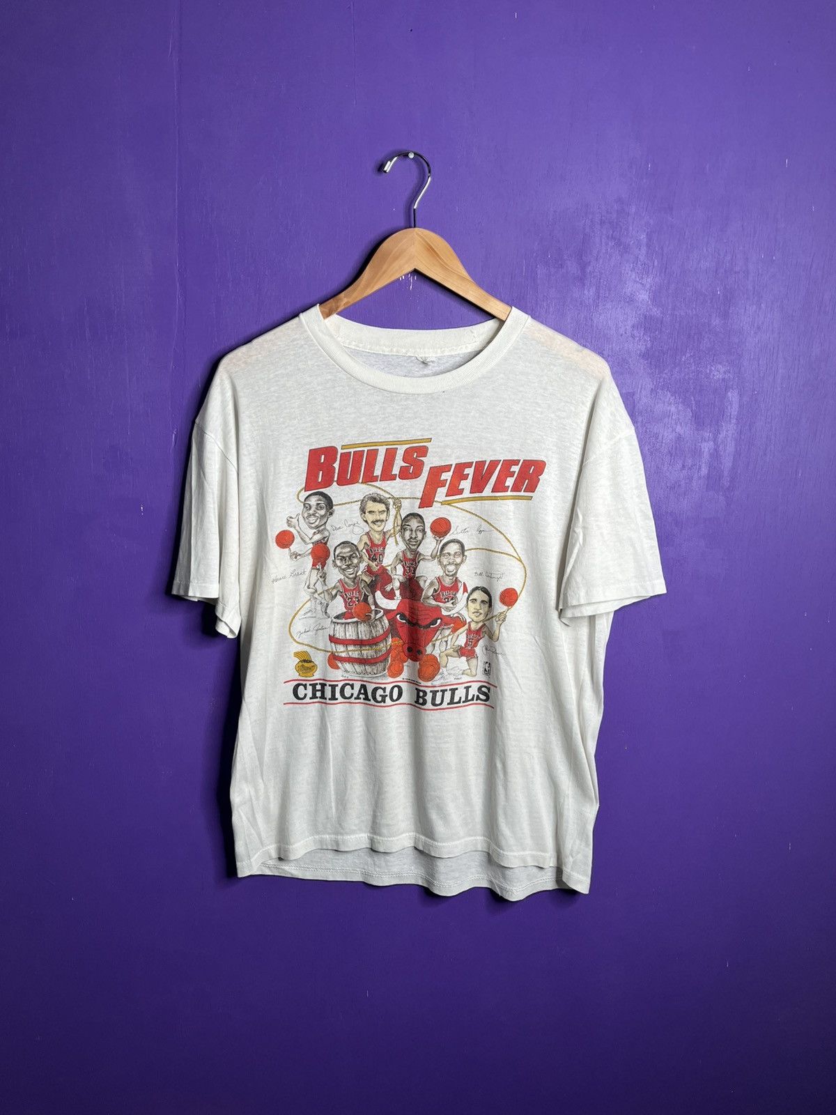 NBA × Vintage Vintage 80s Bulls fever Chicago bulls team t-shirt Size US L / EU 52-54 / 3 - 1 Thumbnail