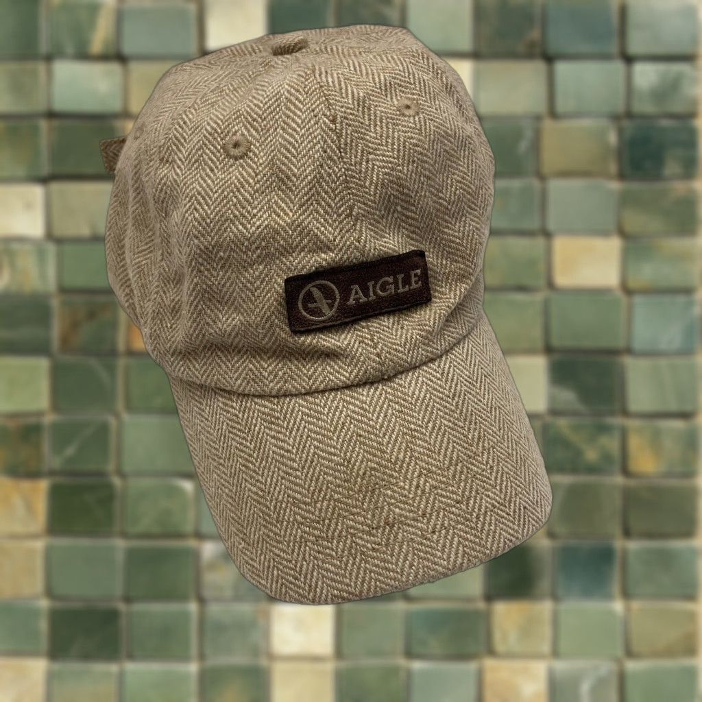 Aigle VINTAGE Aigle Tweed Baseball Cap One Size Beige Womens Size ONE SIZE - 1 Thumbnail