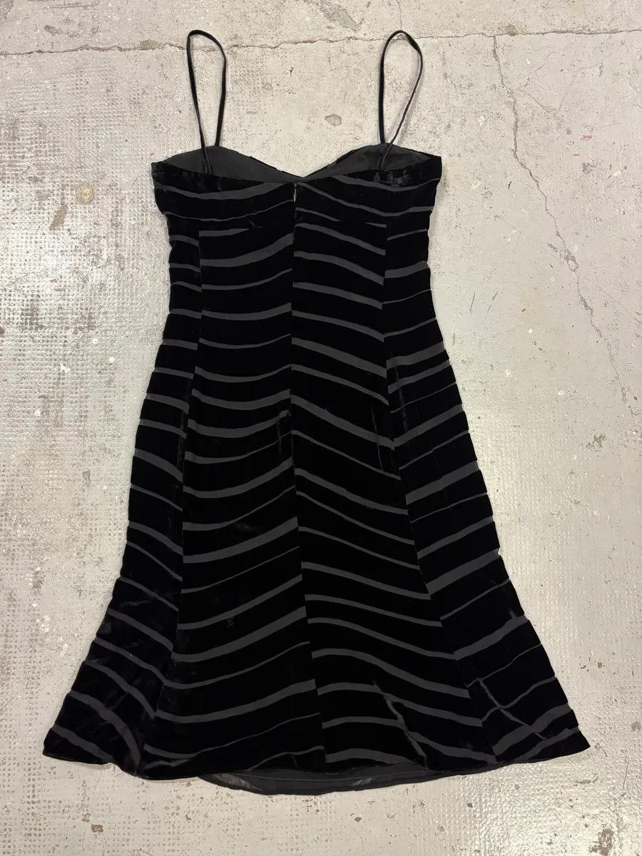 Designer × Emporio Armani × Vintage AW2002 Emporio Armani Black Velvet Dress Size M / US 6-8 / IT 42-44 - 3 Thumbnail