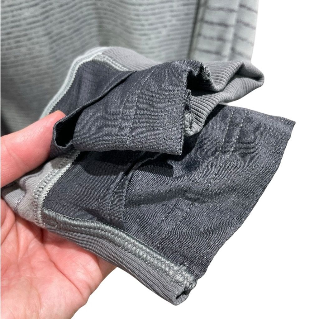 Lululemon Lululemon Cyprus Run Grey Long Sleeve Active Top Size L Size US L / EU 52-54 / 3 - 6 Thumbnail