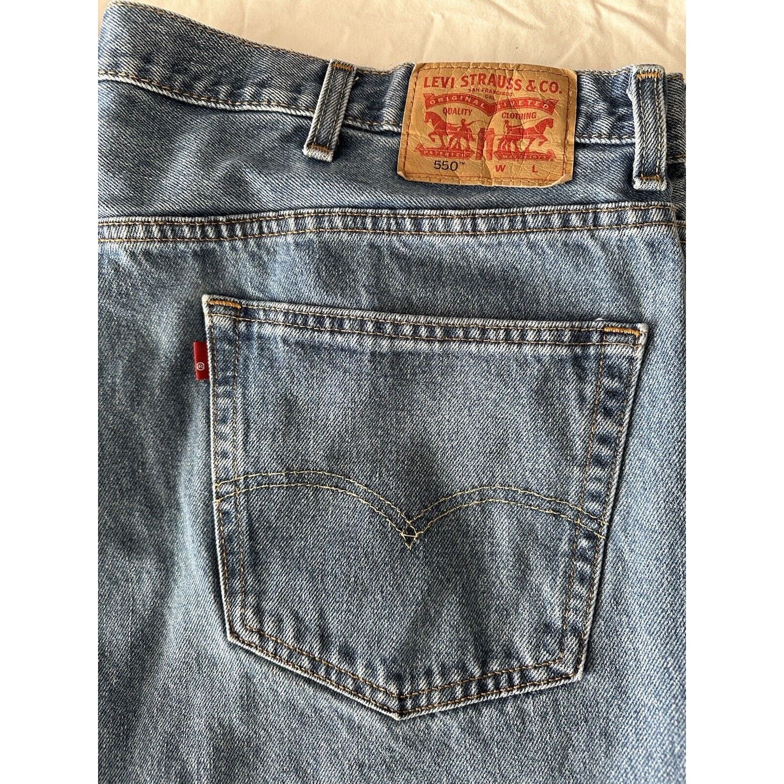 Levi's LEVIS 550 relaxed, 46x26 Medium Blue Wash,Cotton 2018 *CLEAN Size US 44 / EU 60 - 4 Thumbnail