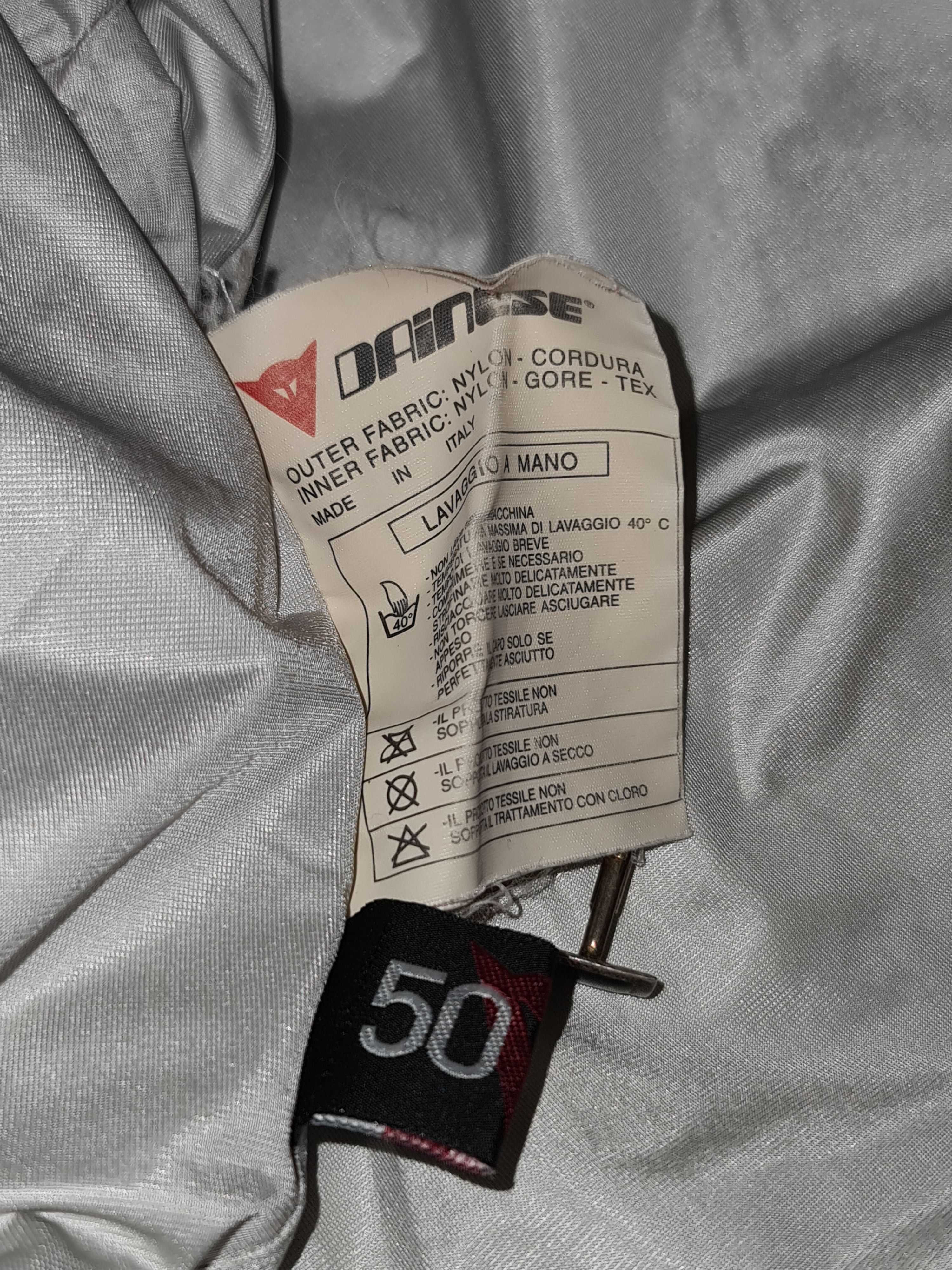 Dainese Dainese Gortex winter full protection bike jacket Size US L / EU 52-54 / 3 - 16 Thumbnail