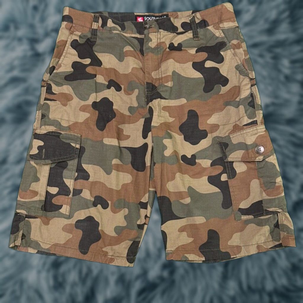 Southpole VINTAGE SouthPole Cargo Shorts Camo Baggy Hip Hop Skater Mens 34 Size US 34 / EU 50 - 1 Thumbnail