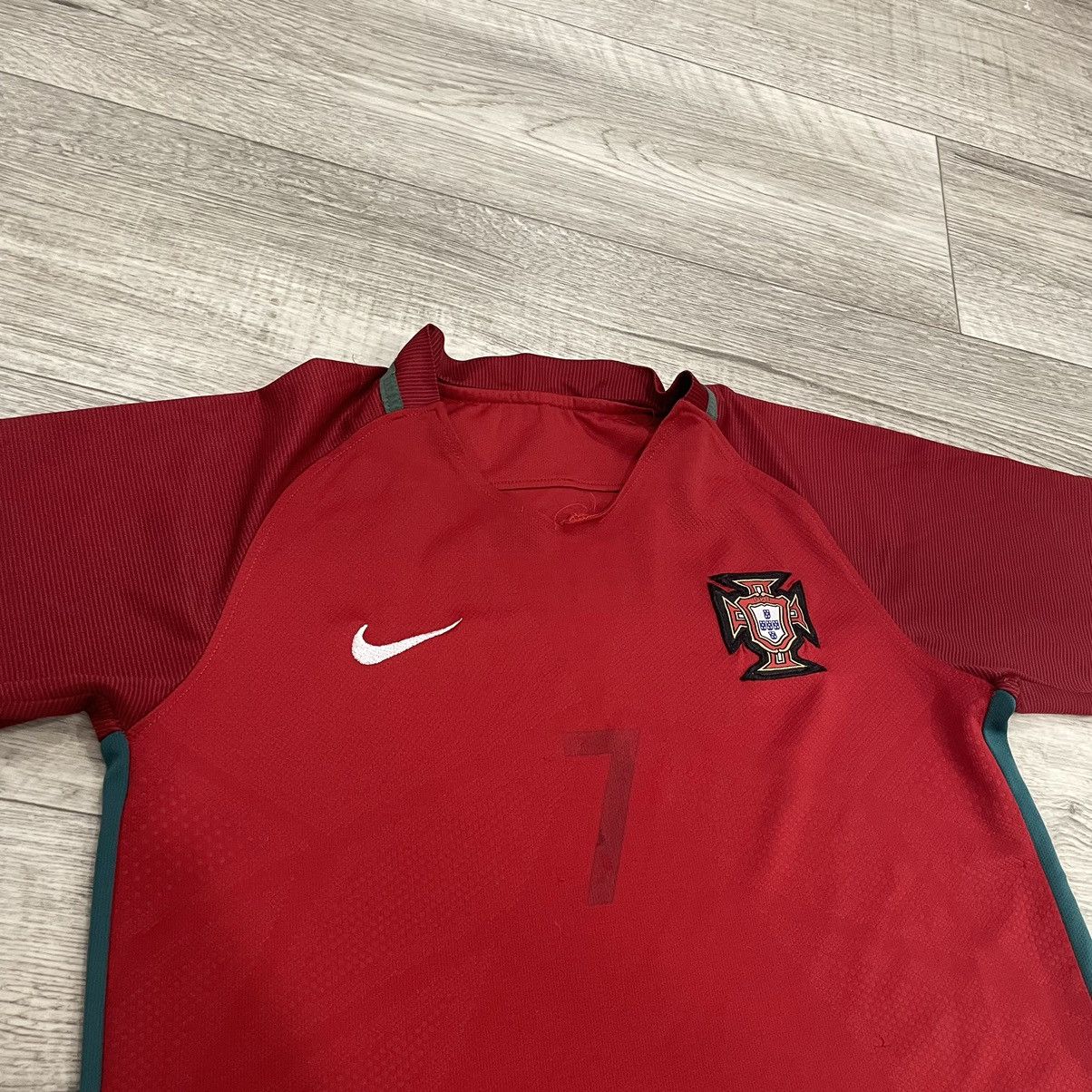 Vintage Cristiano Ronaldo Portugal 🇵🇹 nike kalciomania fan jersey Size US XXS / EU 40 - 3 Thumbnail