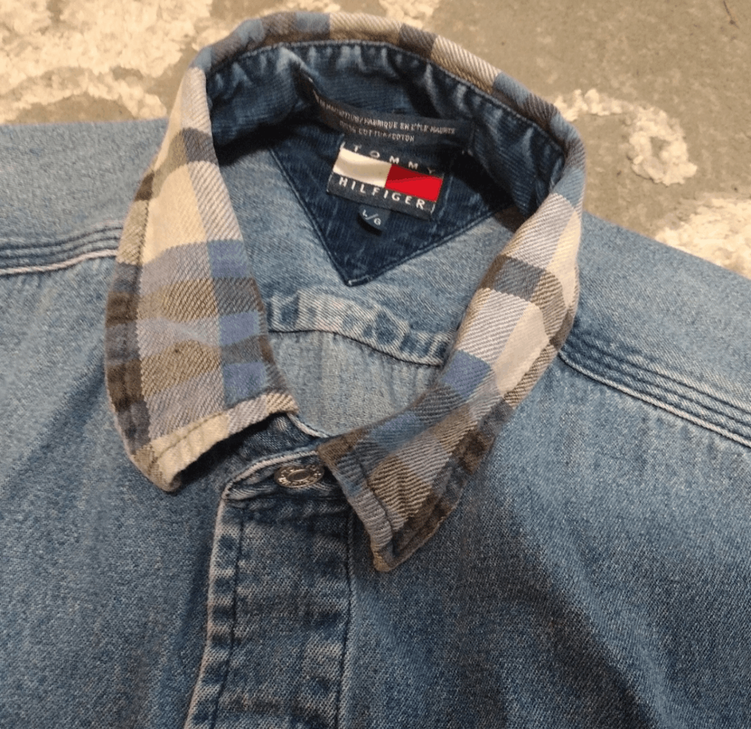 Tommy Hilfiger Vintage Tommy Hilfiger denim shirt Size US L / EU 52-54 / 3 - 4 Thumbnail