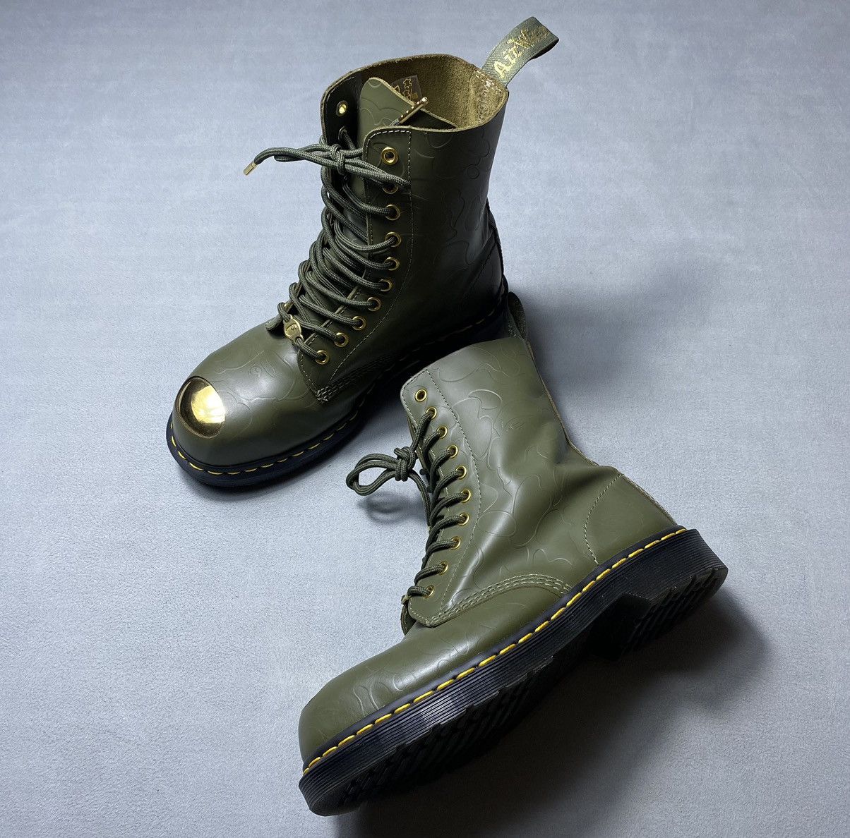 Bape × Dr. Martens Dr. Martens x Bape 1460 Pascal Olive Size US 8 / EU 41 - 2 Thumbnail