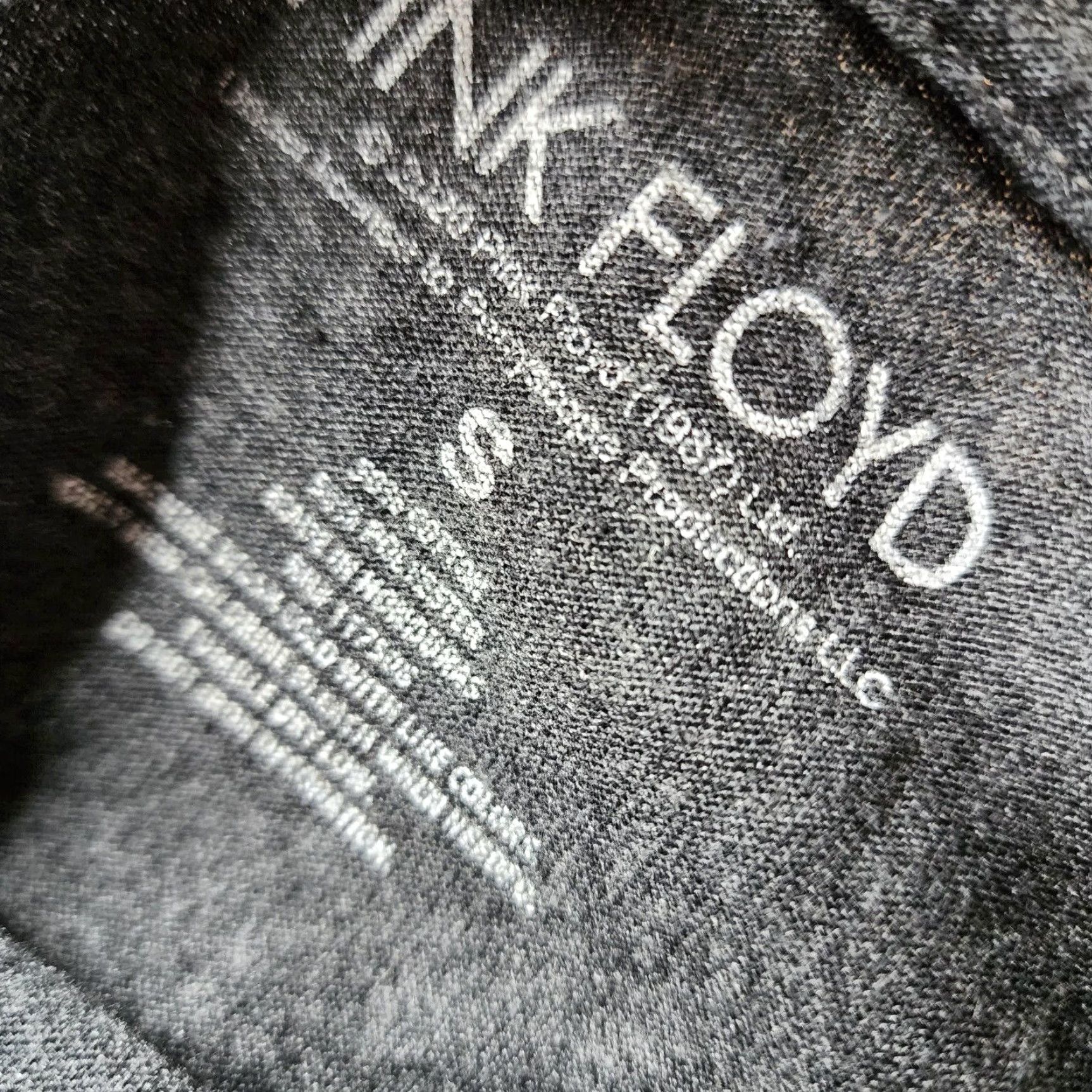 Vintage Womens S PINK FLOYD Official Dark Side Of The Moon Tour Long Sleeve T-Shirt Size S / US 4 / IT 40 - 4 Thumbnail
