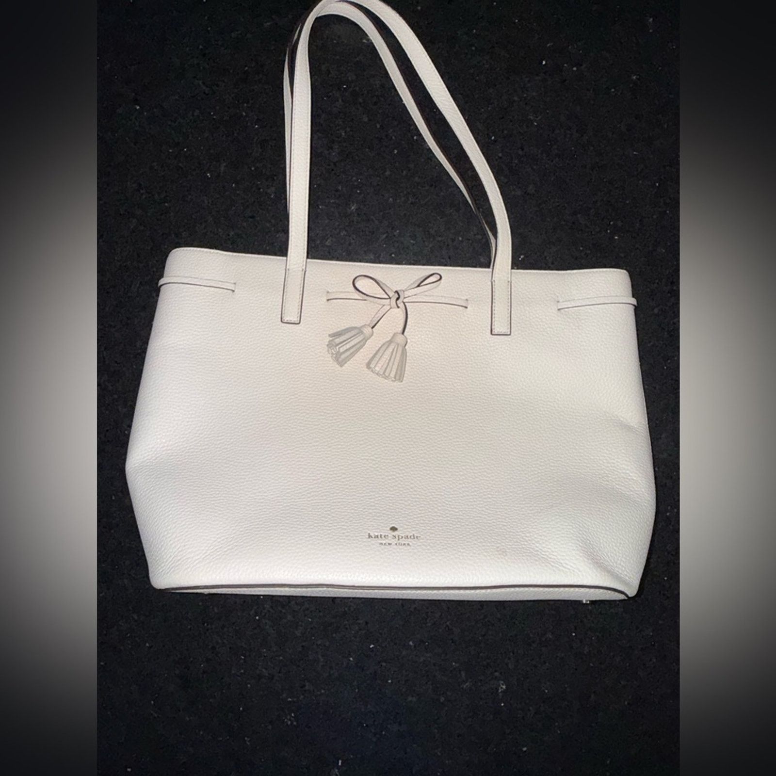 Kate Spade Kate Spade Hayes Ivory Pebbled Leather Double Handles Tote Size ONE SIZE - 3 Thumbnail