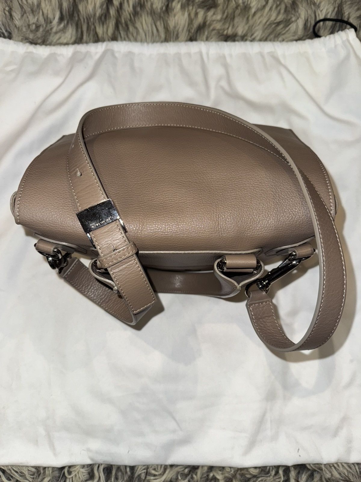 Givenchy Givenchy Grained Calfskin Medium Pandora Pure Flap Bag Size ONE SIZE - 11 Thumbnail