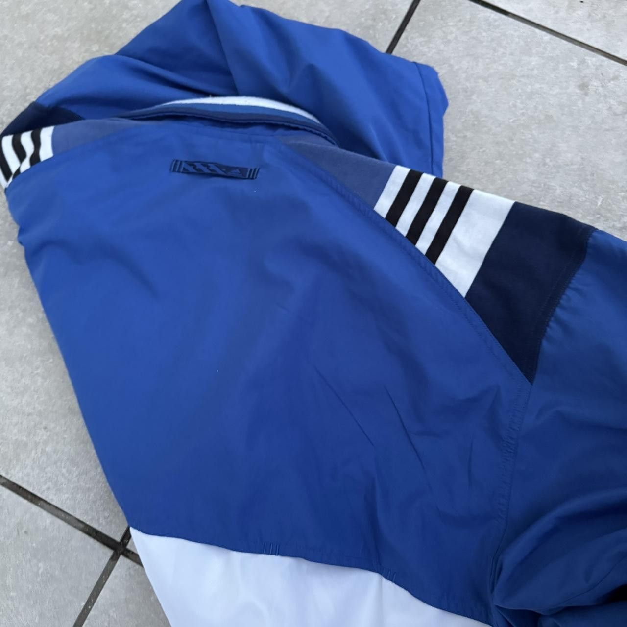 Adidas Adidas Windbreaker Vintage 90s Retro Jacket Size US L / EU 52-54 / 3 - 7 Thumbnail