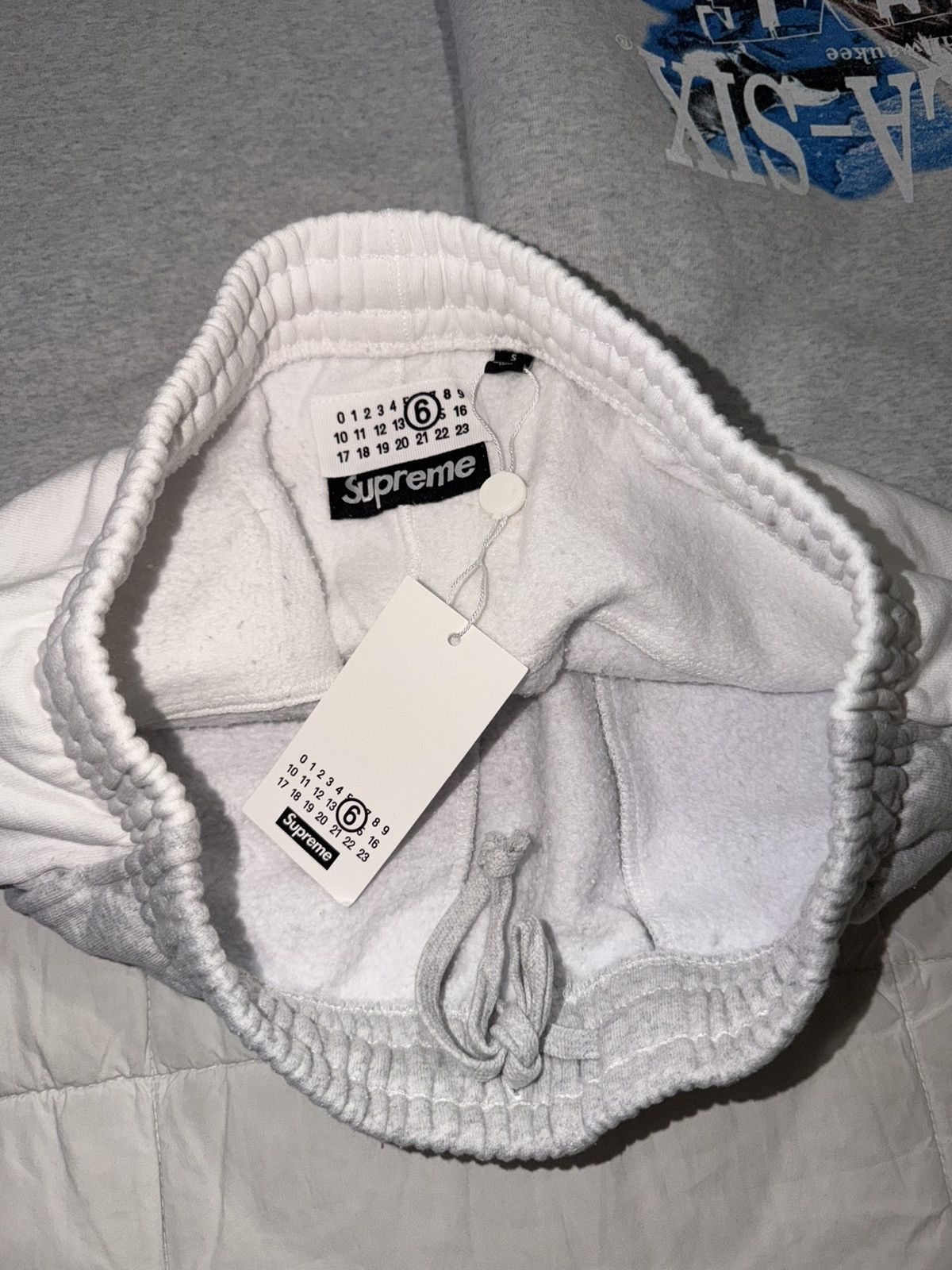 Maison Margiela × Supreme Supreme/MM6 Maison Margiela Eagle Sweatpant (size small) Size US 31 - 13 Thumbnail
