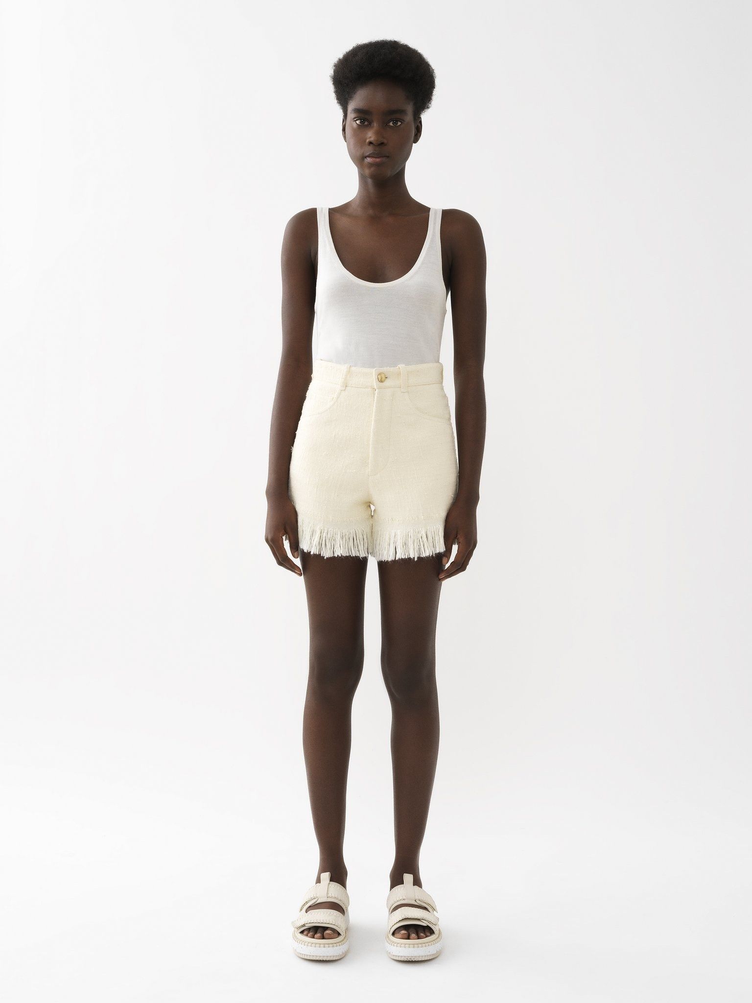 Chloe o1y0825 Short in Ivory Size 28" / US 6 / IT 42 - 4 Thumbnail