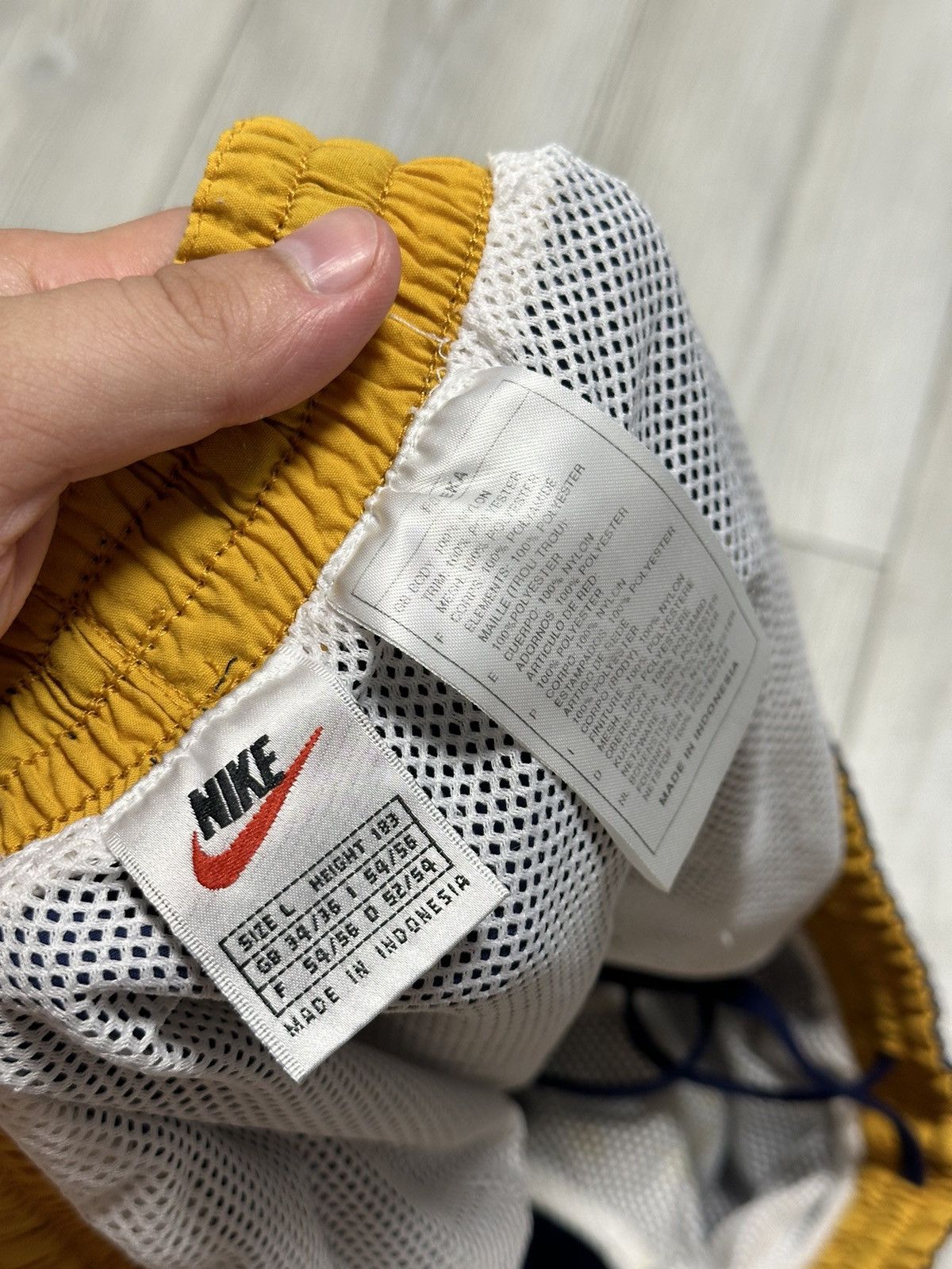 Vintage Vintage Y2K Nike Nylon Shorts Drill Size US 34 / EU 50 - 4 Thumbnail