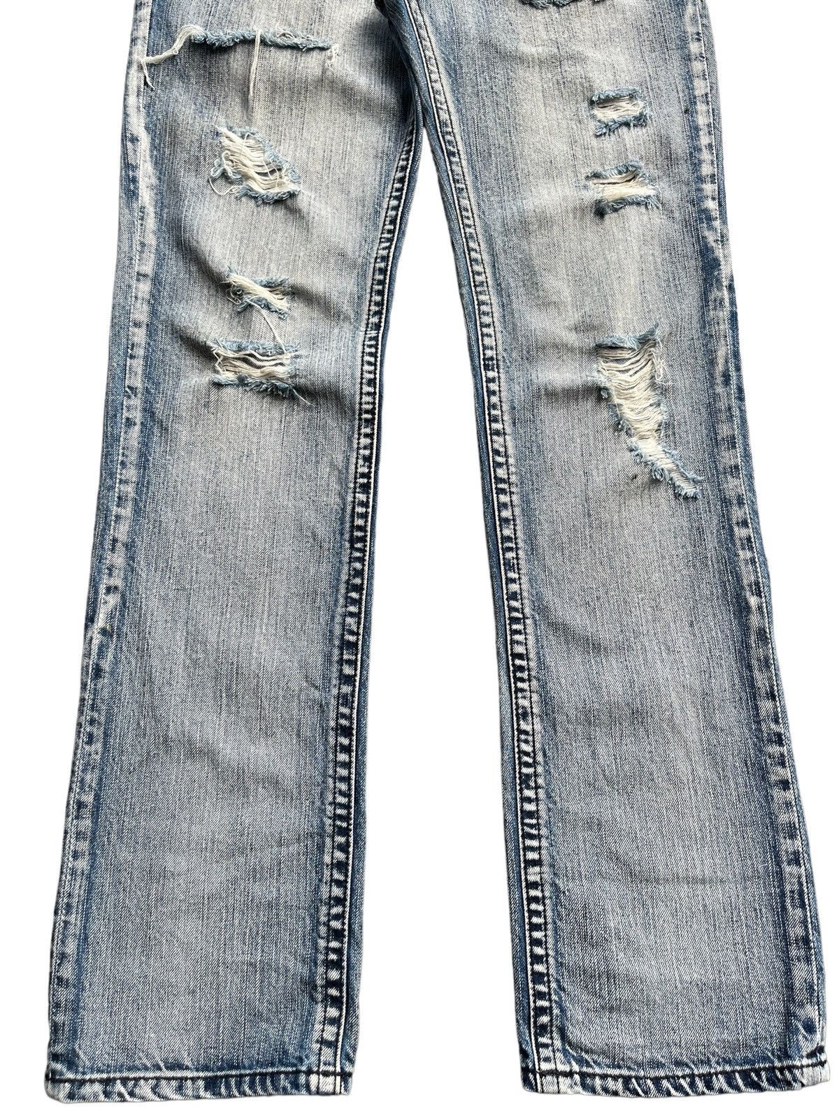 Japanese Brand Vintage Japanese Blue Way Distressed Sky Bomber Style Jean Size US 32 / EU 48 - 5 Thumbnail