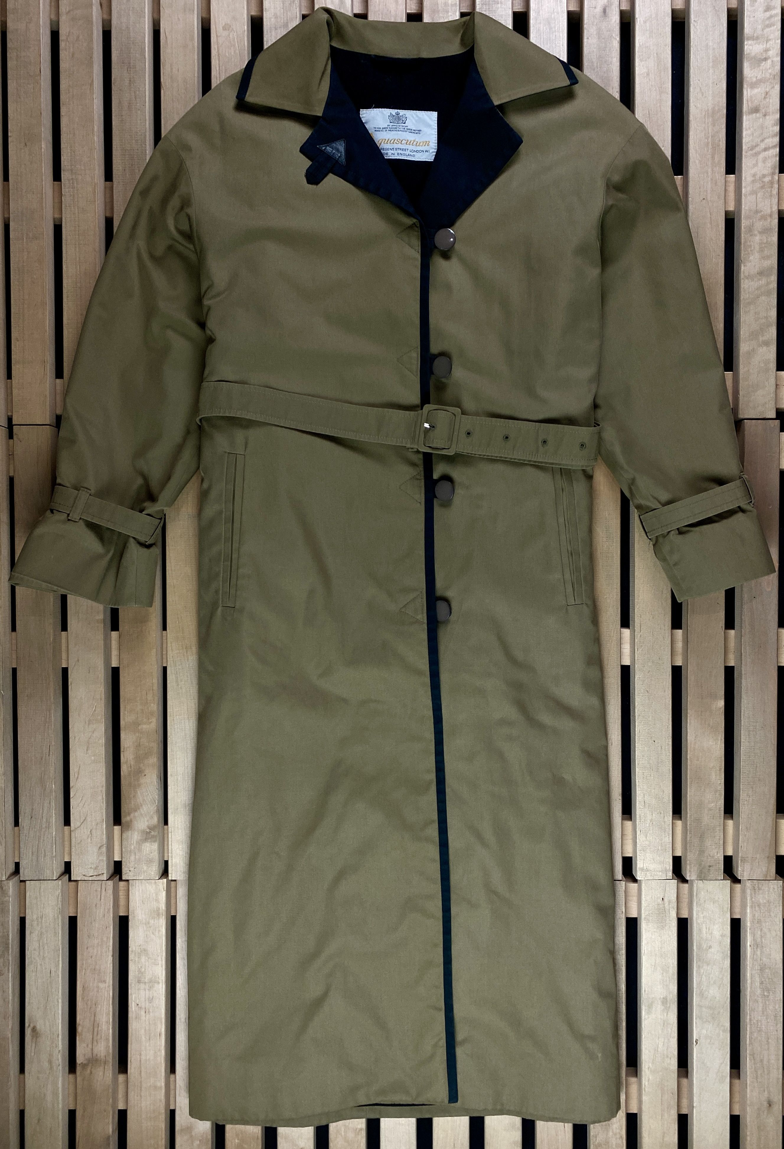 image of Women’S Coat Trench Jacket Aquascutum Vintage Size 6 M-L in Brown, Women's