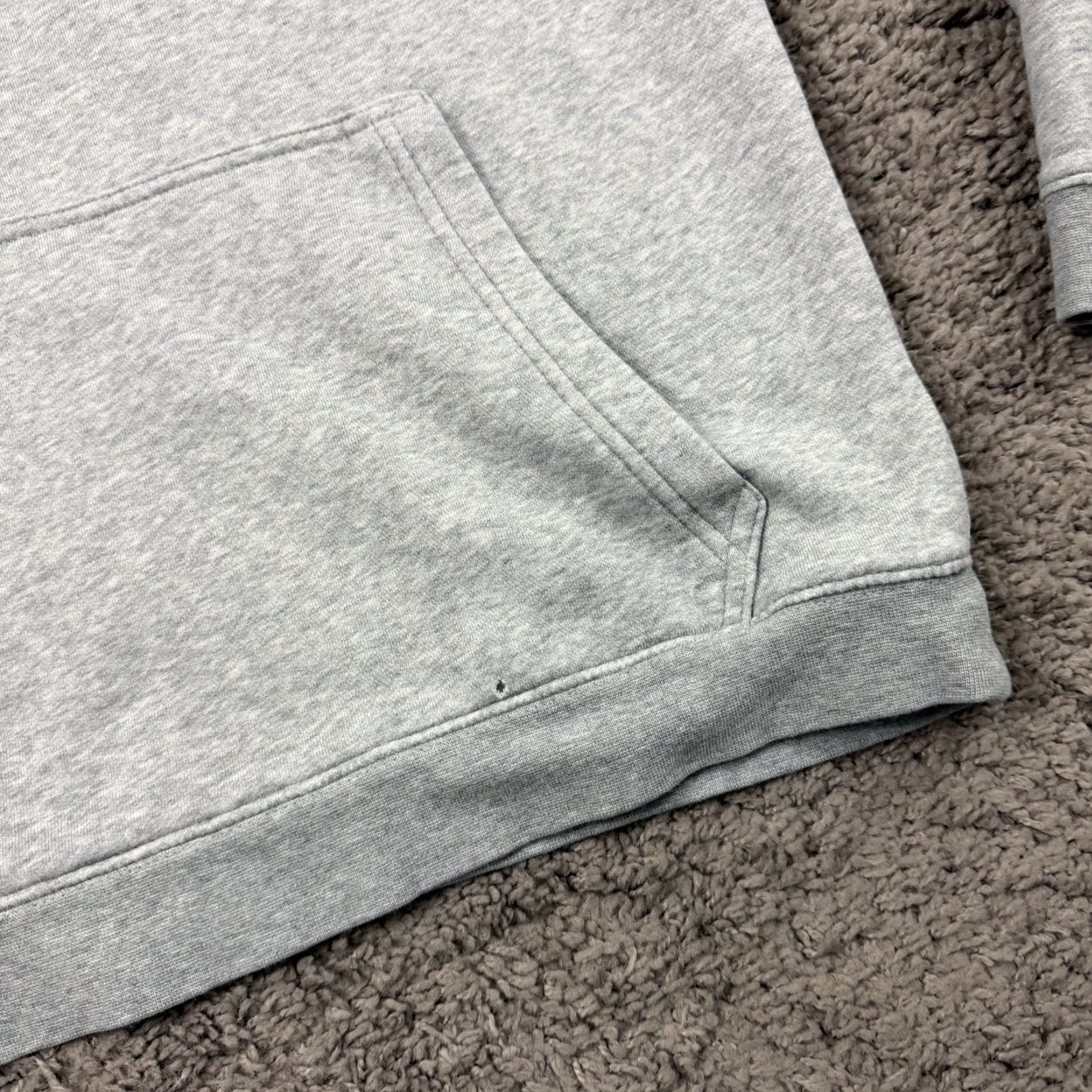Nike Nike Hoodie Mens S Gray Fleece Pullover Hooded Sweatshirt with Pockets 835585-063 Size US S / EU 44-46 / 1 - 3 Thumbnail