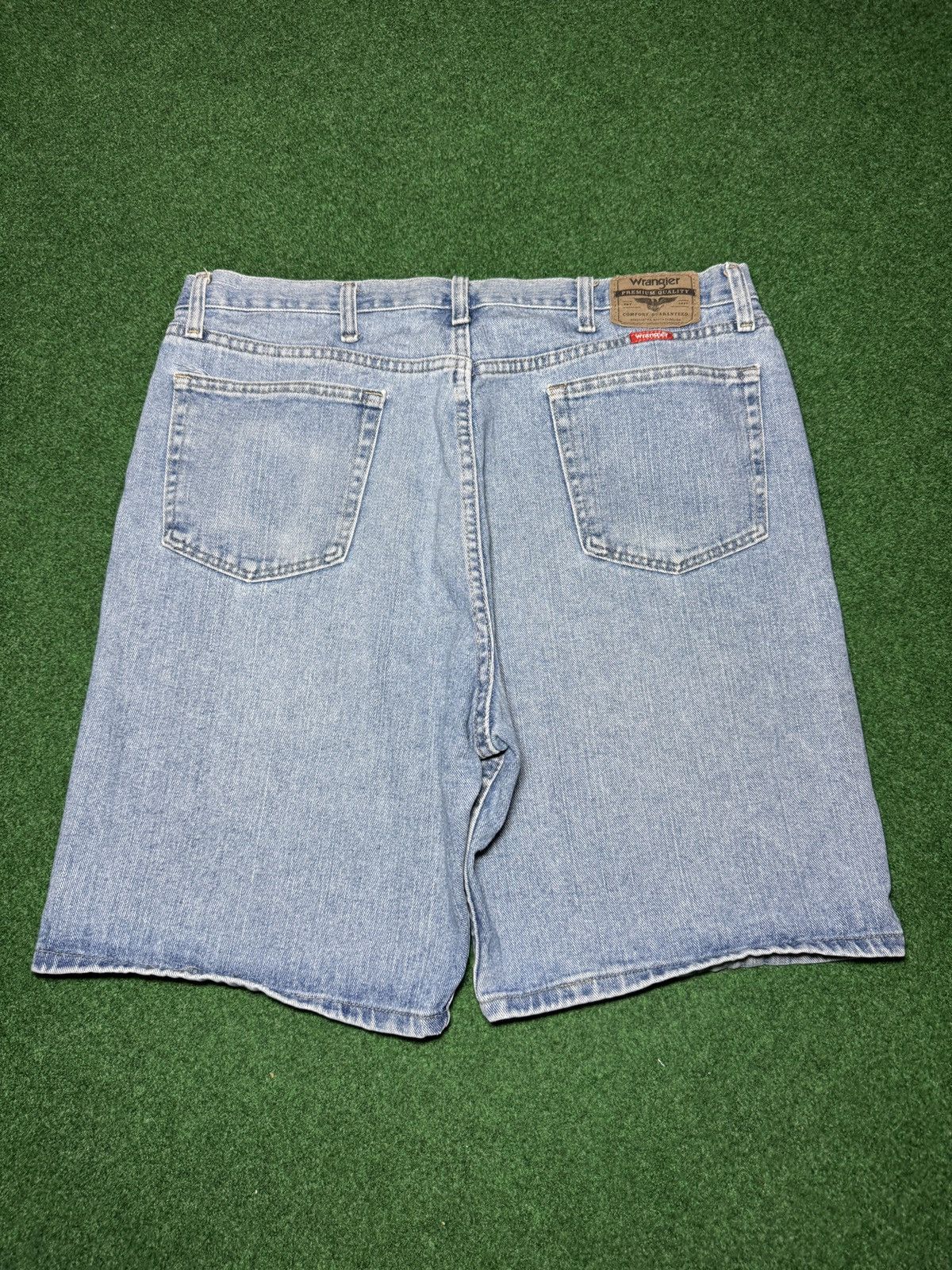 Wrangler Y2K Wranger Light Wash Jorts Baggy Grunge Denim Shorts Size US 38 / EU 54 - 1 Thumbnail