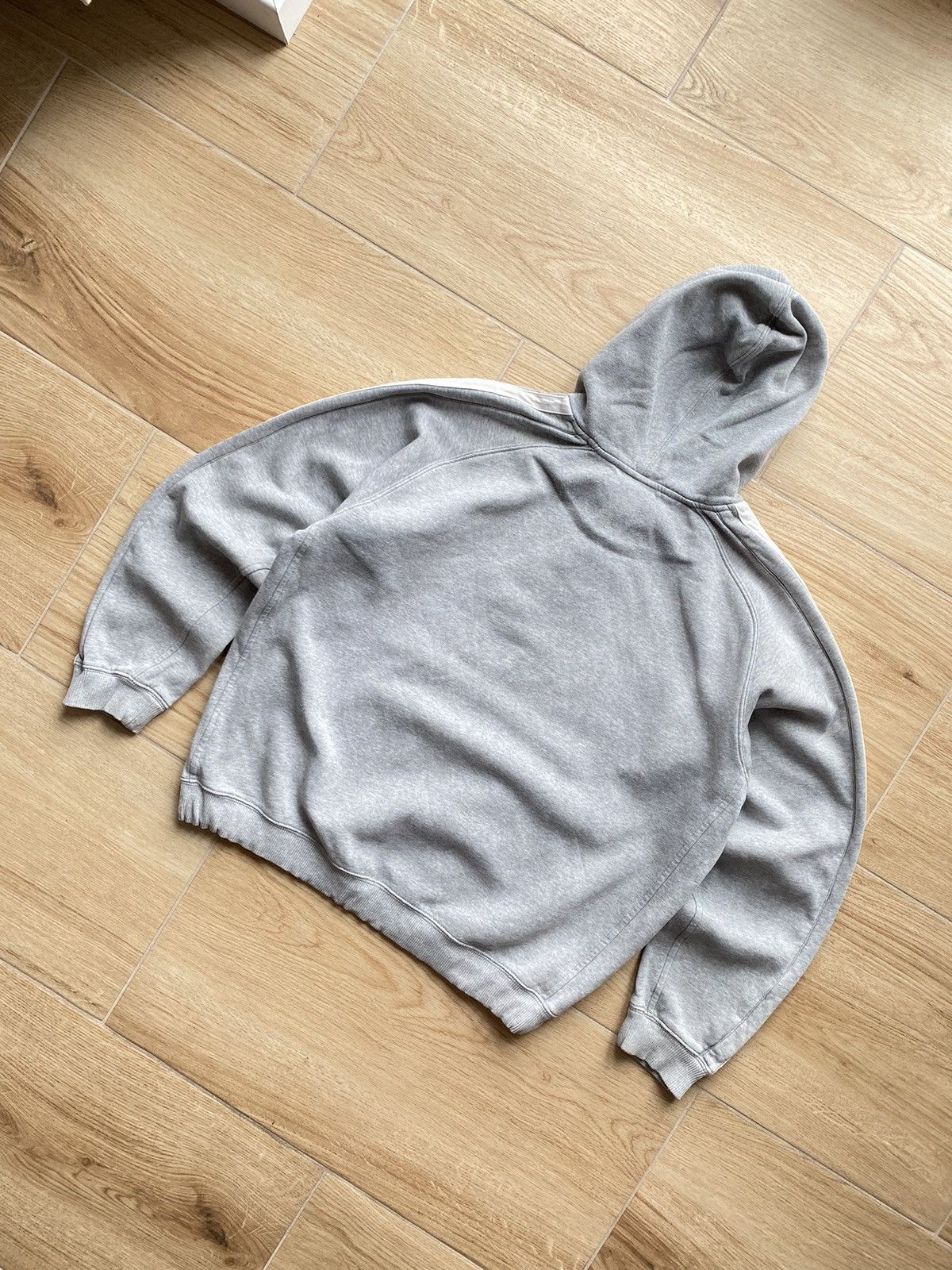 Nike Vintage Y2K Nike Hoodie Size US L / EU 52-54 / 3 - 10 Thumbnail