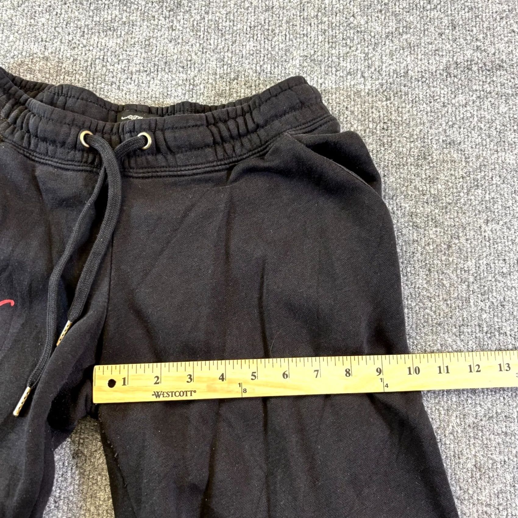 Ed Hardy VINTAGE Ed Hardy SweatPants Womens Small Black Graphic Fleece Drawstring Wide Leg Size 28" / US 6 / IT 42 - 5 Thumbnail