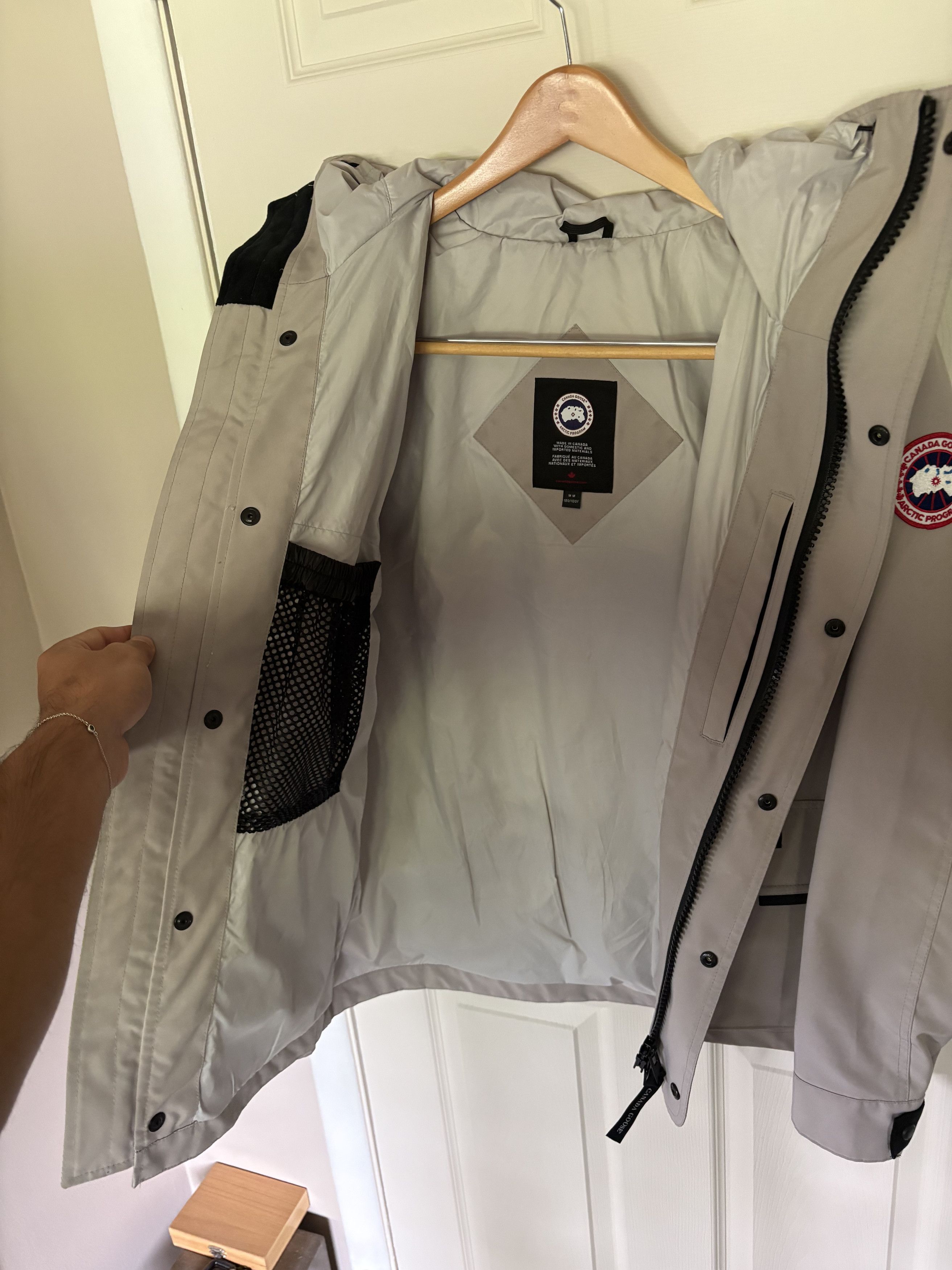 Canada Goose Canada Goose Lockeport Jacket – Limestone – Medium Size US M / EU 48-50 / 2 - 7 Thumbnail