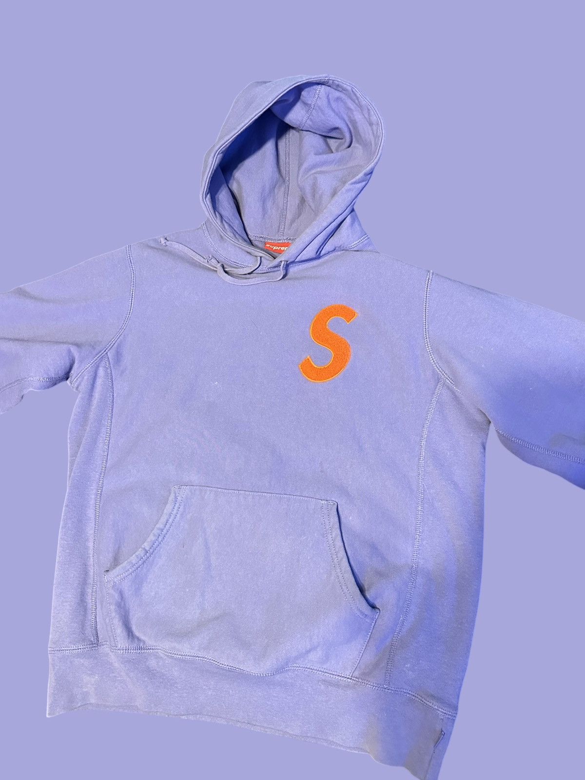 Supreme Supreme purple S logo Size US M / EU 48-50 / 2 - 1 Thumbnail