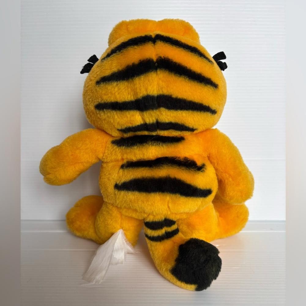 Designer Vintage Garfield Stuffed Animal Size ONE SIZE - 3 Thumbnail