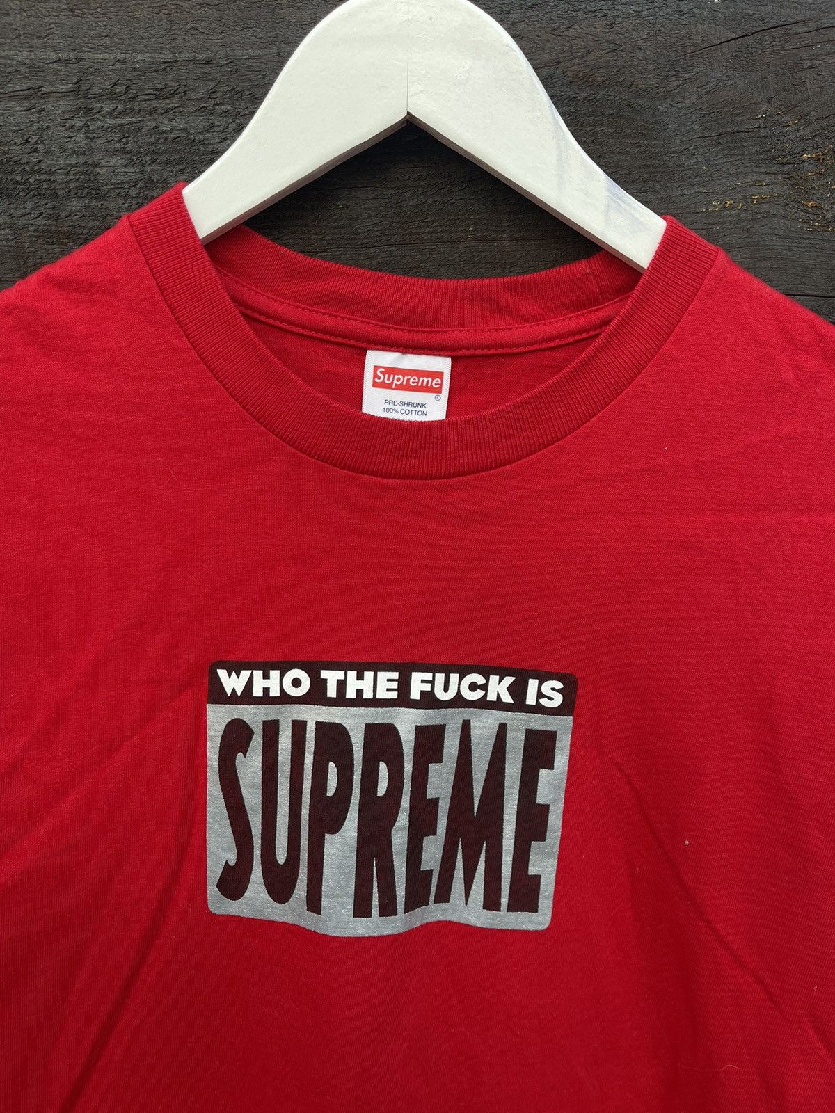 Supreme Supreme Who The Fuck Is red tee Size US M / EU 48-50 / 2 - 8 Thumbnail