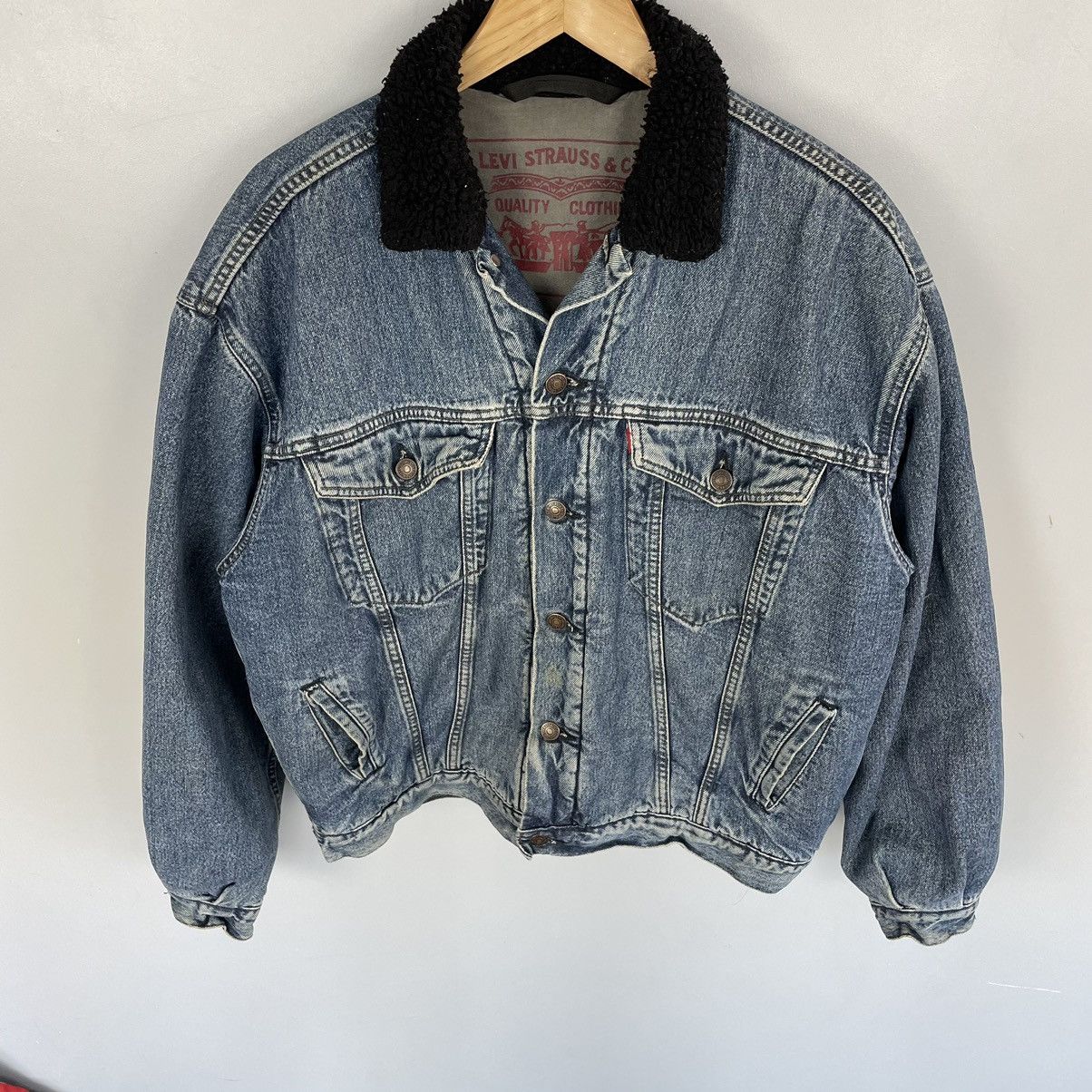 Levi's Hot Vintage 80’s Sherpa Levi’s denim cropped bomber jacket Size US L / EU 52-54 / 3 - 4 Thumbnail