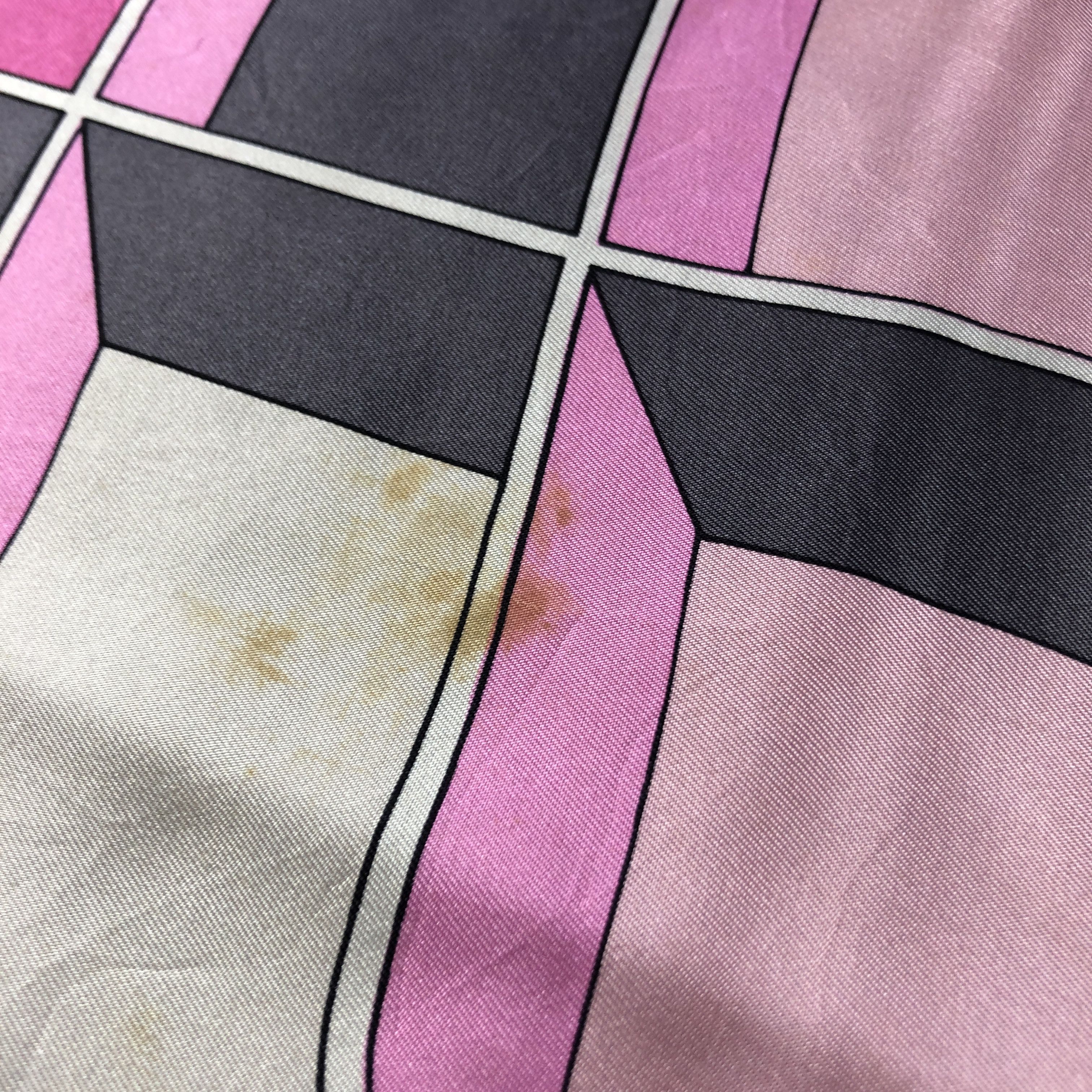 Pierre Cardin Pierre Cardin Abstract Hand Rolled Silk Scarf M1126 Size ONE SIZE - 9 Thumbnail
