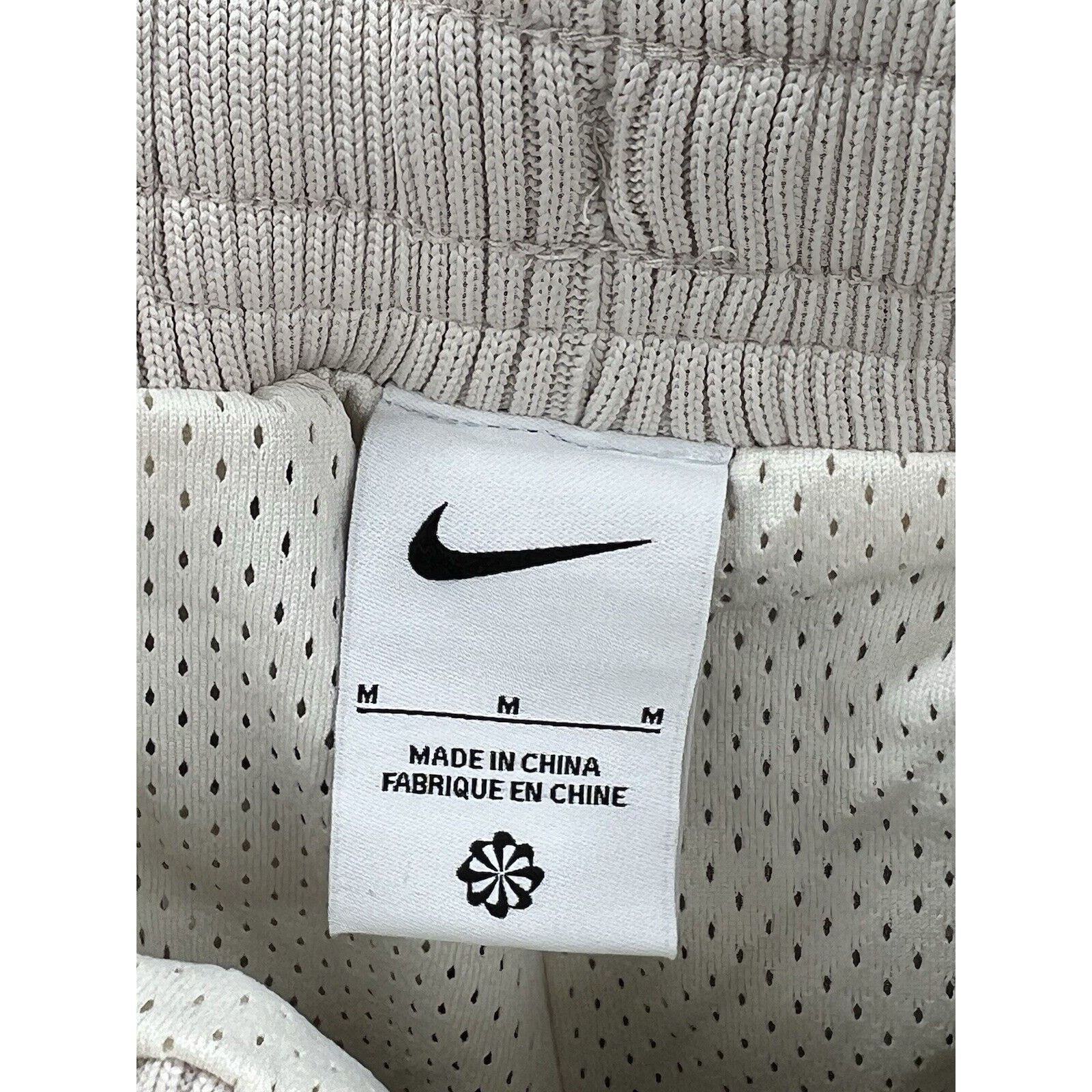 Nike Nike DNA Shorts FN2680-110 Basketball Book 1 Devin Booker Size US 34 / EU 50 - 3 Thumbnail