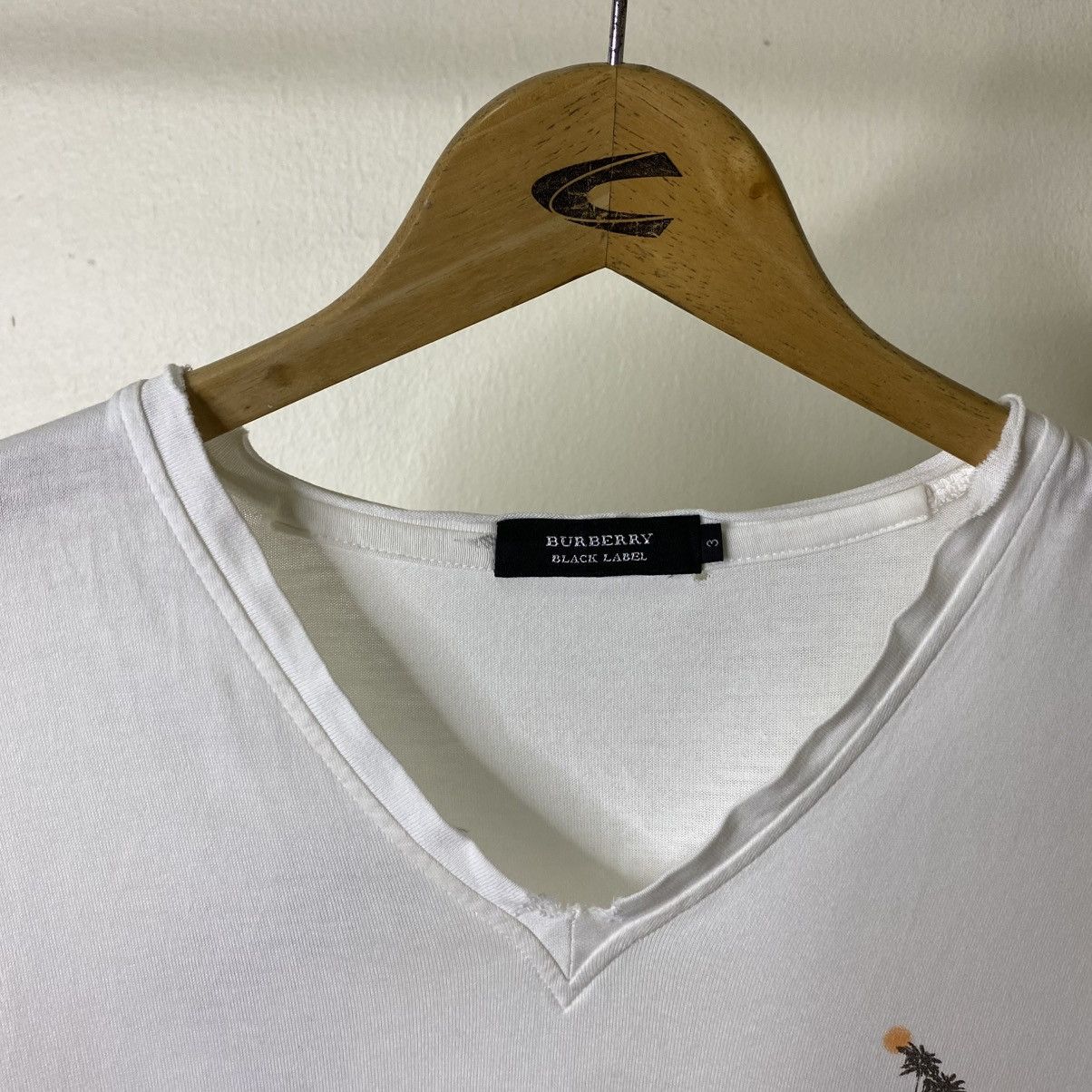 Burberry Burberry Black Label Ocean Life V Neck T Shirt Size US M / EU 48-50 / 2 - 9 Thumbnail