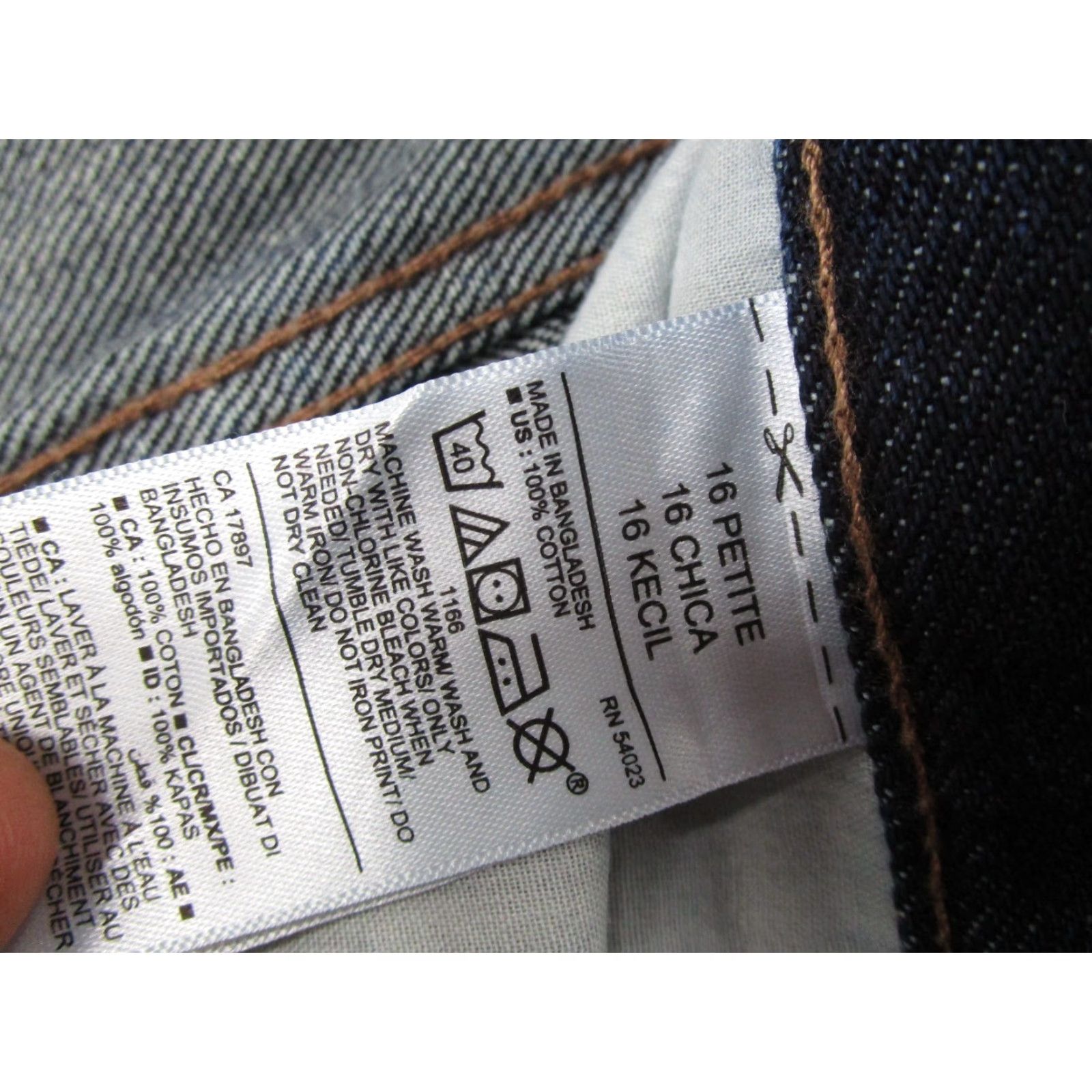 Old Navy Old Navy Denim Jeans High Rise Slouchy Straight Button Fly 16P Petite Women Blue 5-Pocket Style Jeans Size 38" / US 16 / IT 52 - 4 Thumbnail