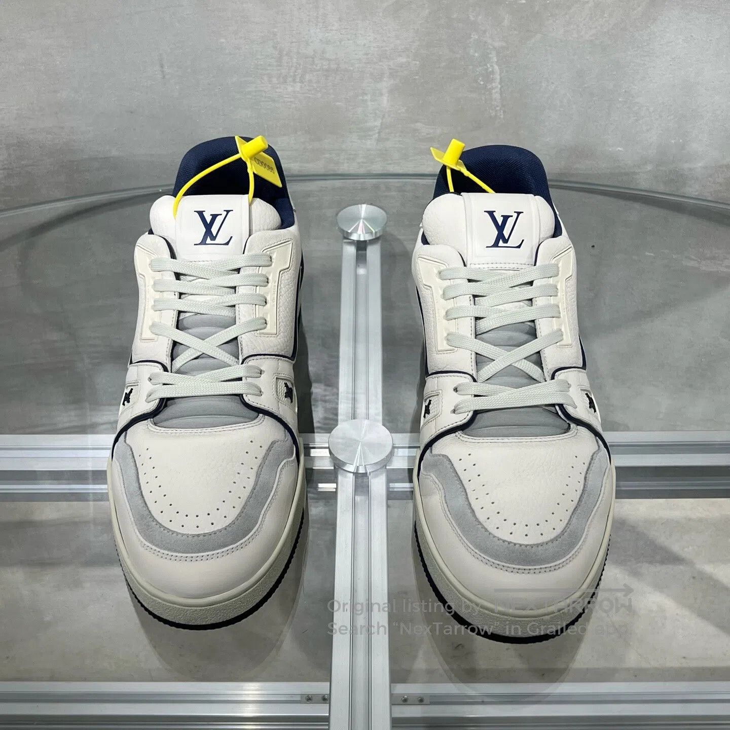 Louis Vuitton Louis Vuitton Trainer White Blue Cement board shoes Size US 9 / EU 42 - 2 Thumbnail
