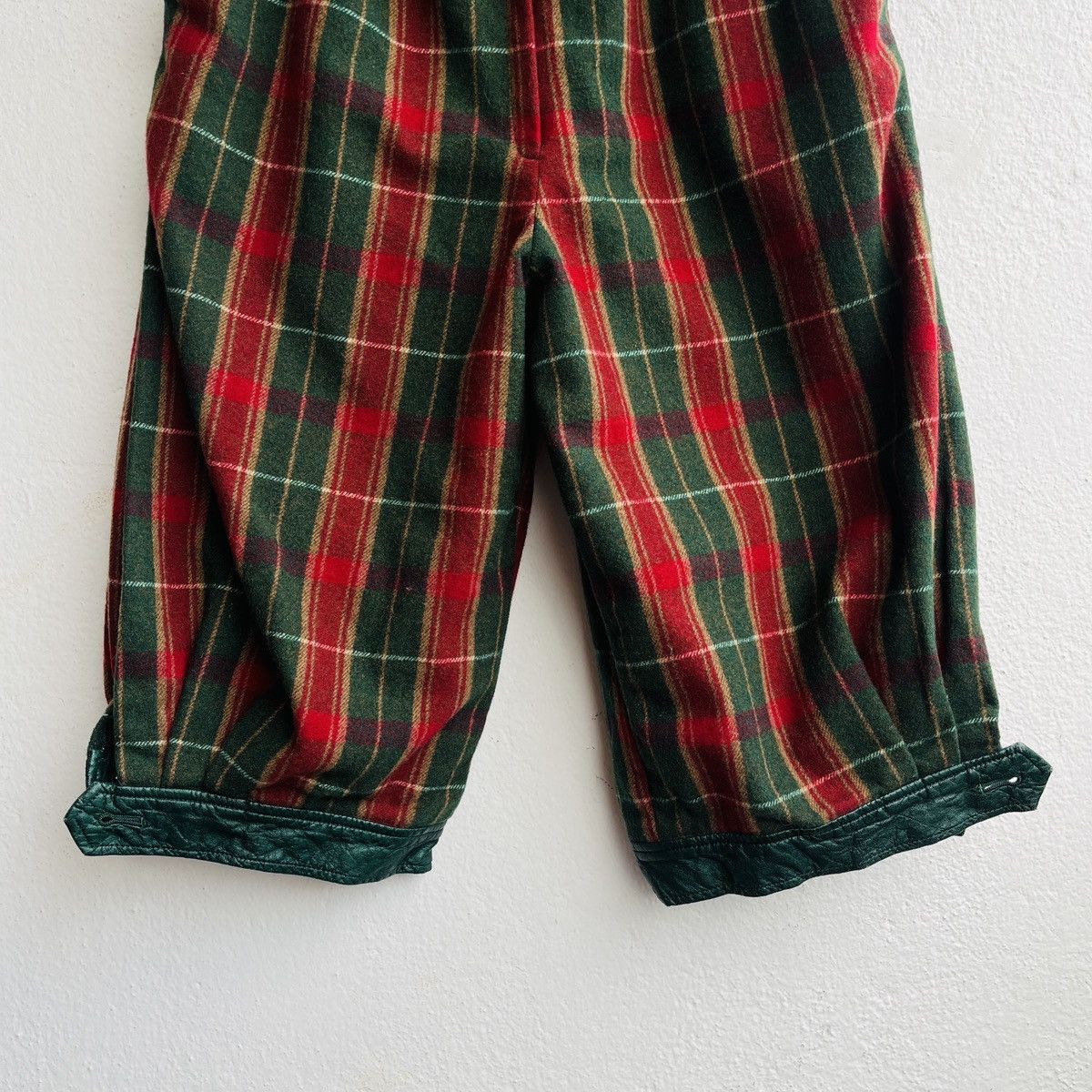 Christian Dior Monsieur × Dior × Vintage Real Vintage Christian Dior Sports Pants 1970s Size 26" / US 2 / IT 38 - 9 Thumbnail