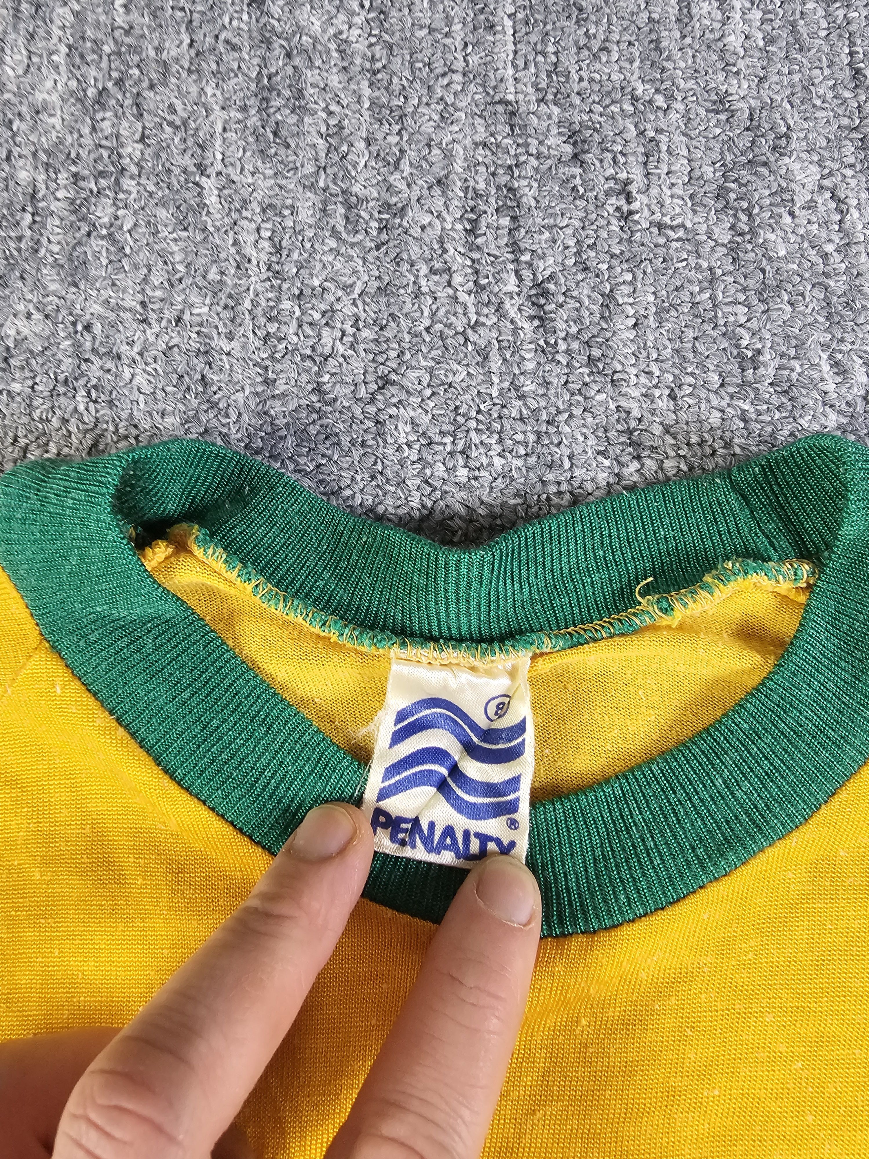 Penalty Rare 80s Brazil Penalty Soccer Jersey Crop Boxy Fit M Size M / US 6-8 / IT 42-44 - 6 Thumbnail