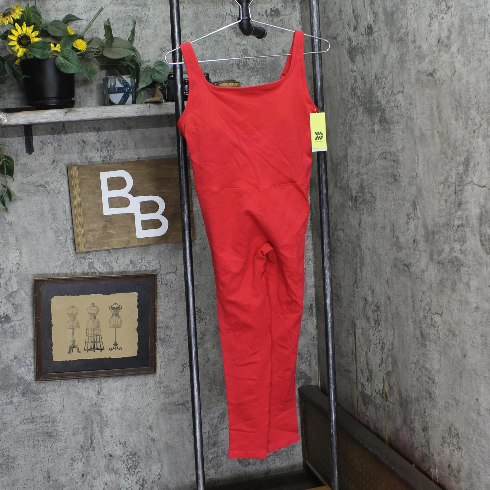 Designer All In Motion Neck Seamless Active Bodysuit 90513984 Red M Size 32" / US 10 / IT 46 - 1 Thumbnail