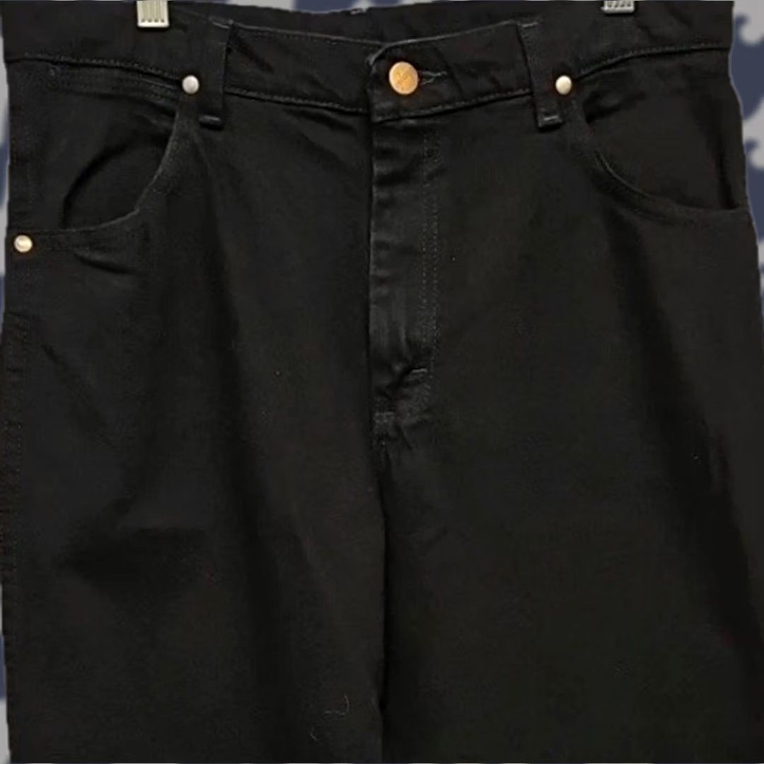 Wrangler Wrangler Jeans Men Black Straight Leg NWT Classic Fit 5 Pocket Denim 30x32 Size US 30 / EU 46 - 1 Thumbnail