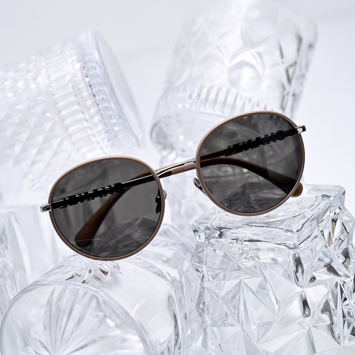 Chanel CHANEL 0CH4282 SUNGLASESS Size ONE SIZE - 2 Thumbnail