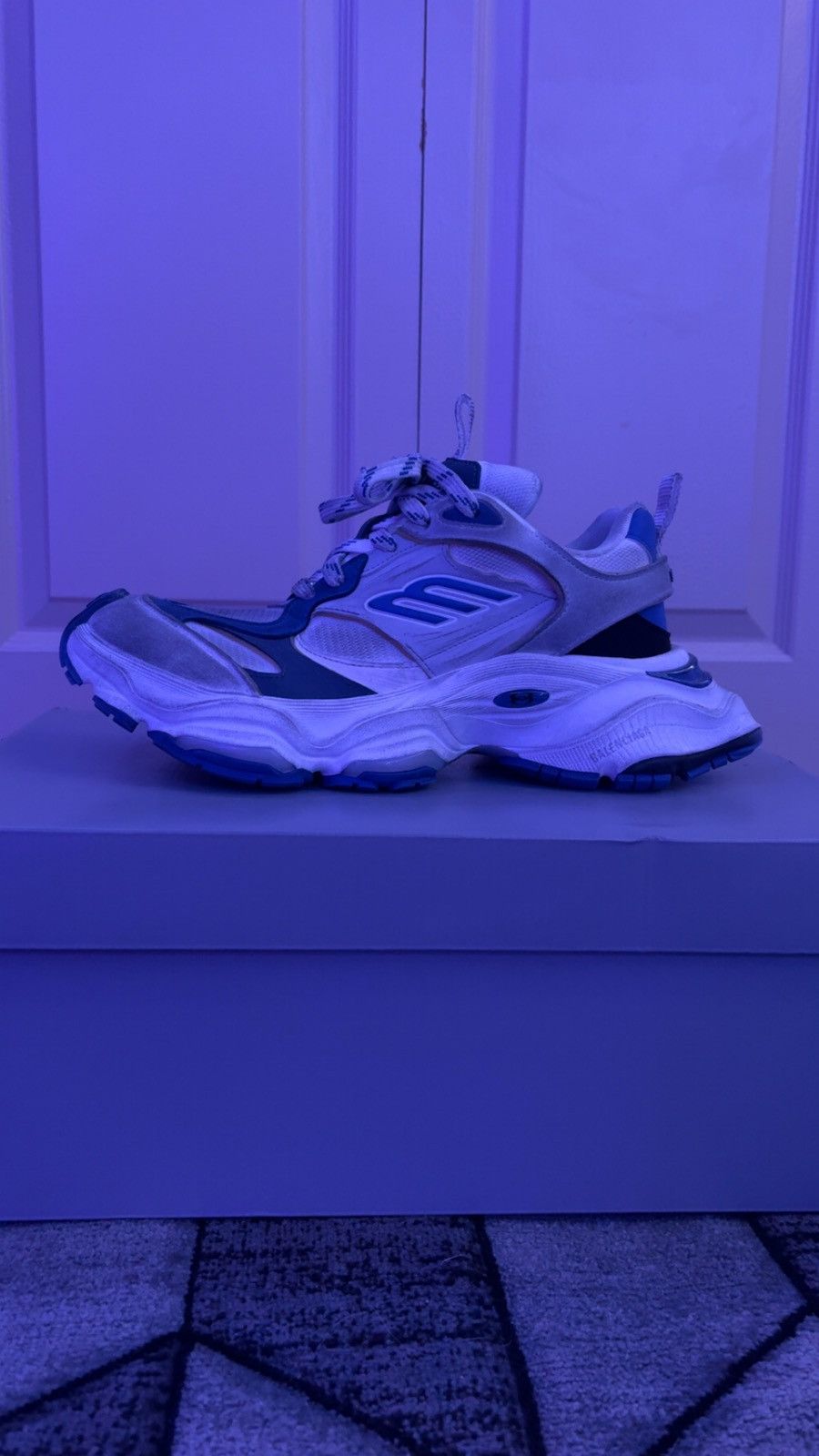 Balenciaga Balenciaga Cargo White/Blue Worn Once Size US 10 / EU 43 - 2 Thumbnail