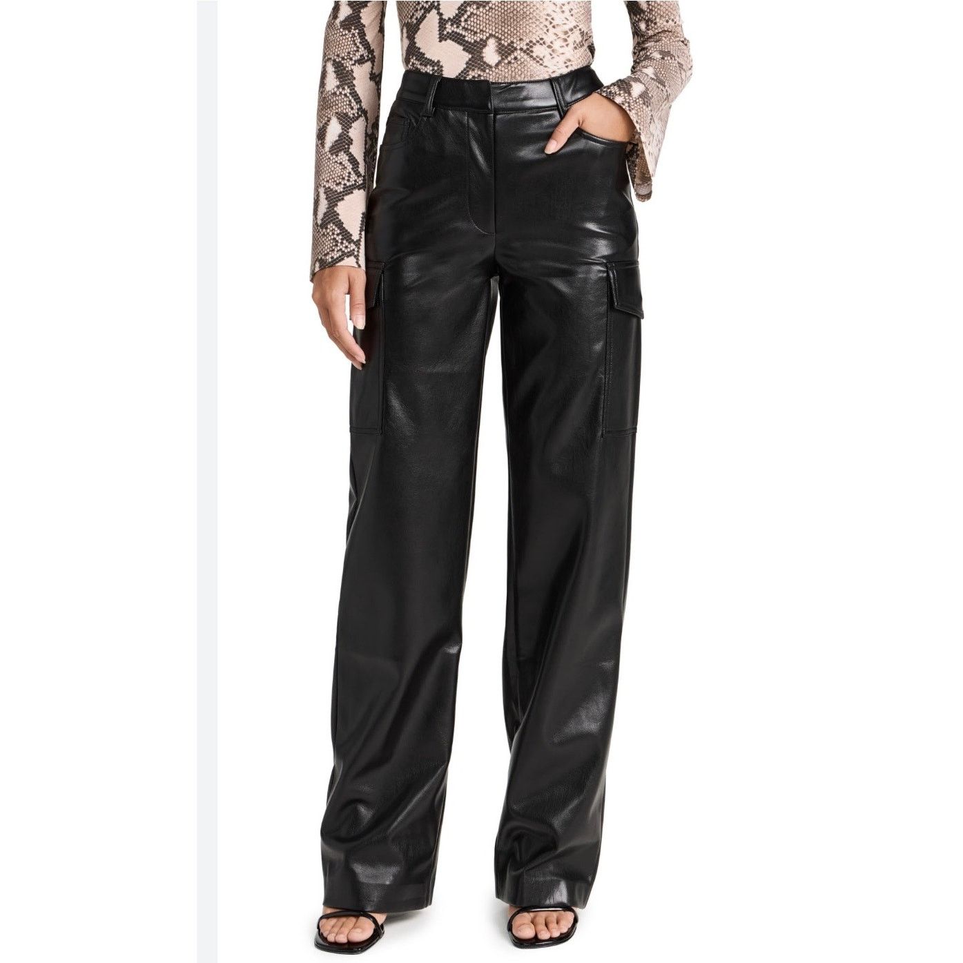 Generation Love Generation Love Nate Vegan Leather Cargo Pants Black size XS Size 25" / US 0 / IT 36 - 1 Thumbnail