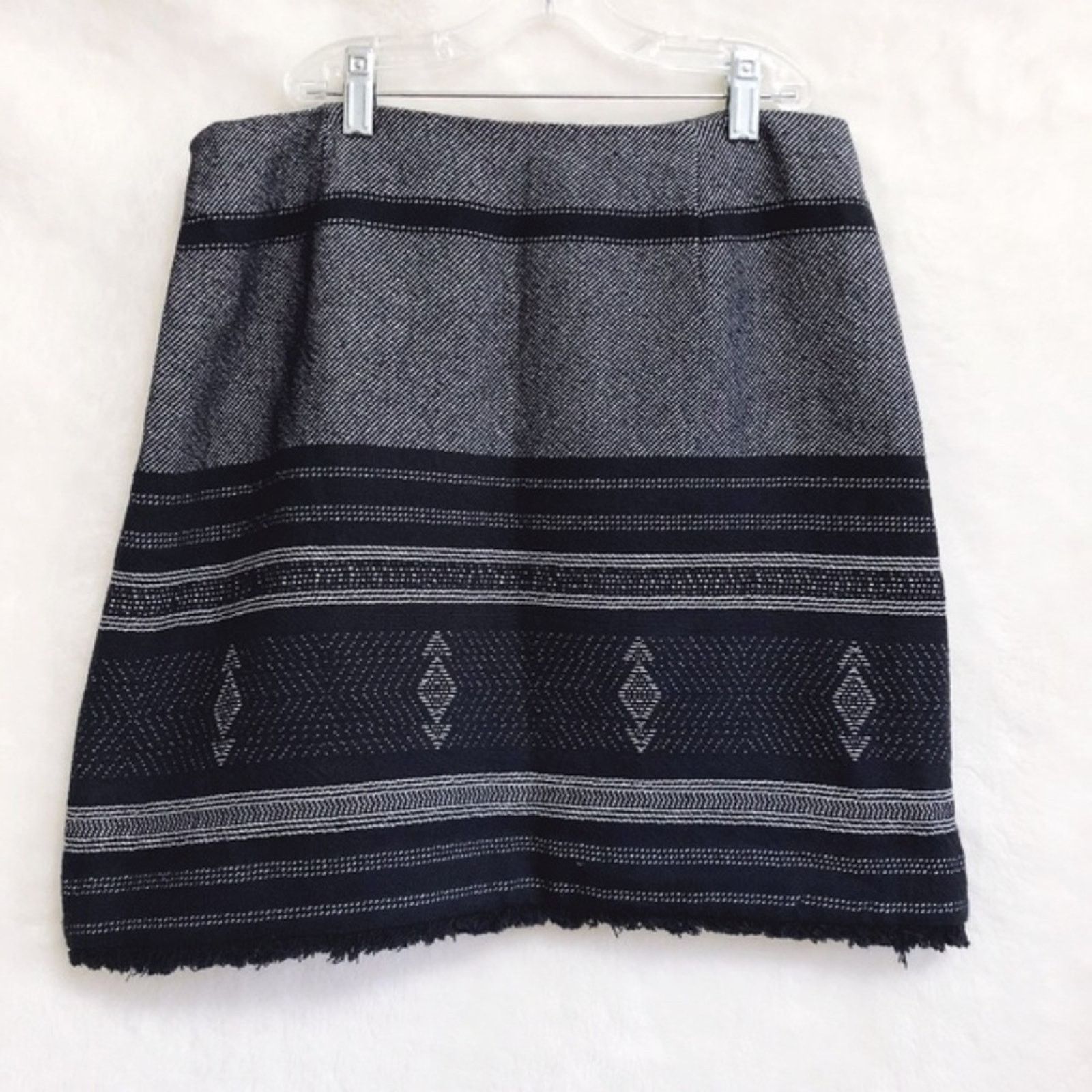 Loft LOFT Blue Blanket Jacquard Wrap Skirt Size 28" / US 6 / IT 42 - 7 Thumbnail