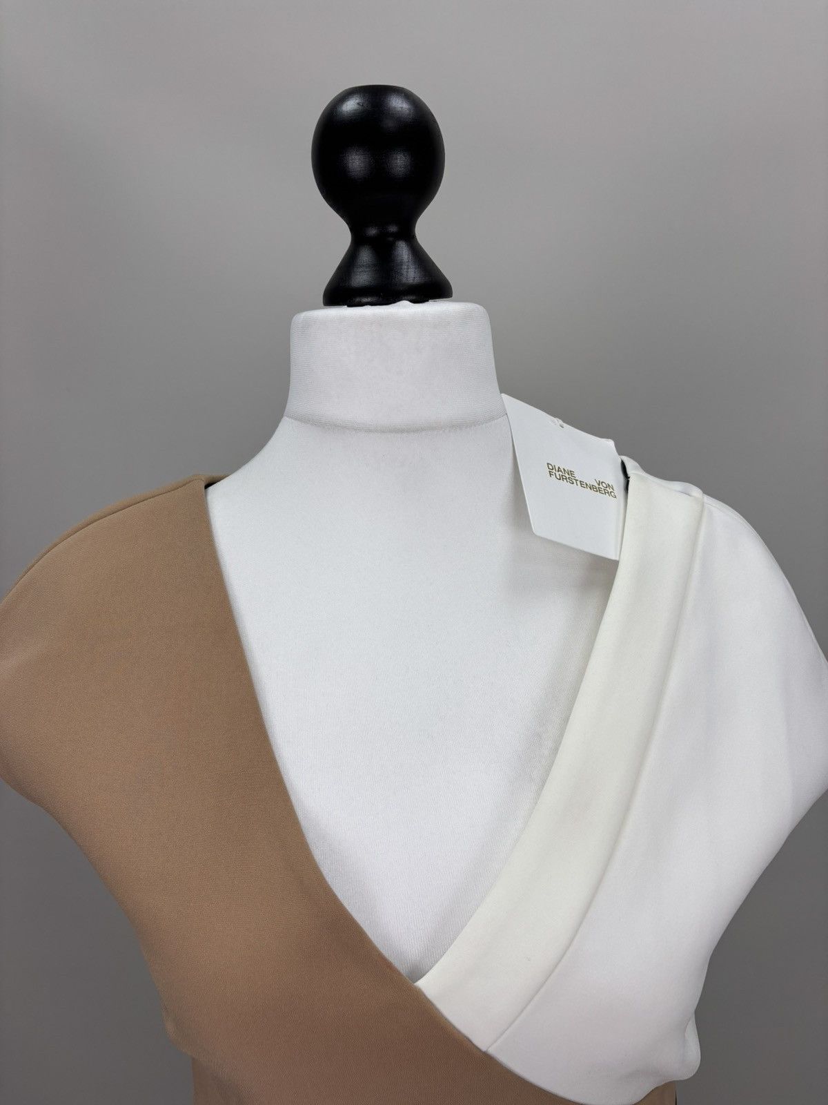 Diane von Furstenberg Womens dresses Diane Von Furstenberg Size 6 Color Multicolor Size M / US 6-8 / IT 42-44 - 4 Thumbnail