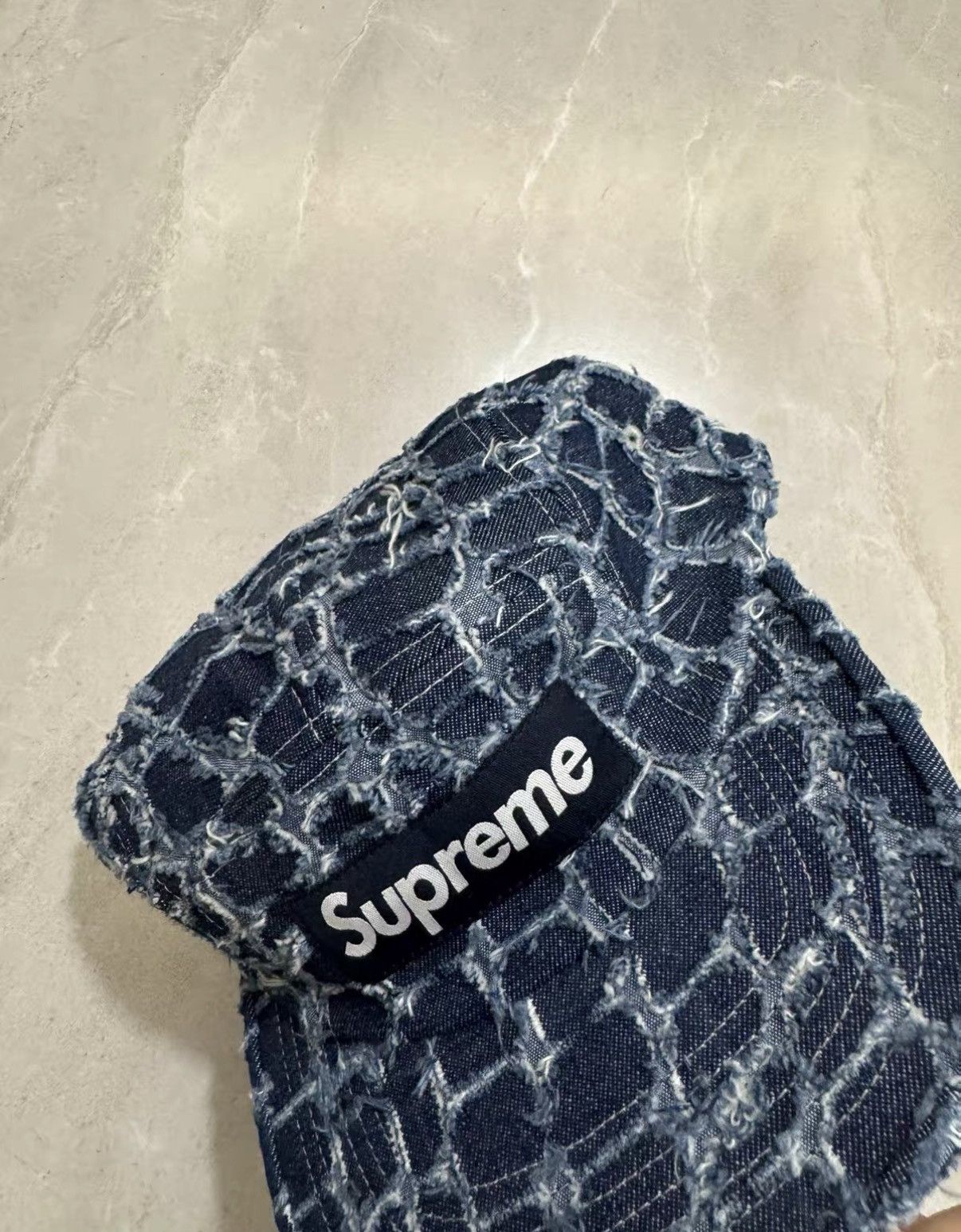 Supreme Supreme Distressed Crocodile Pattern Cotton Baseball Cap J34 Size ONE SIZE - 3 Thumbnail