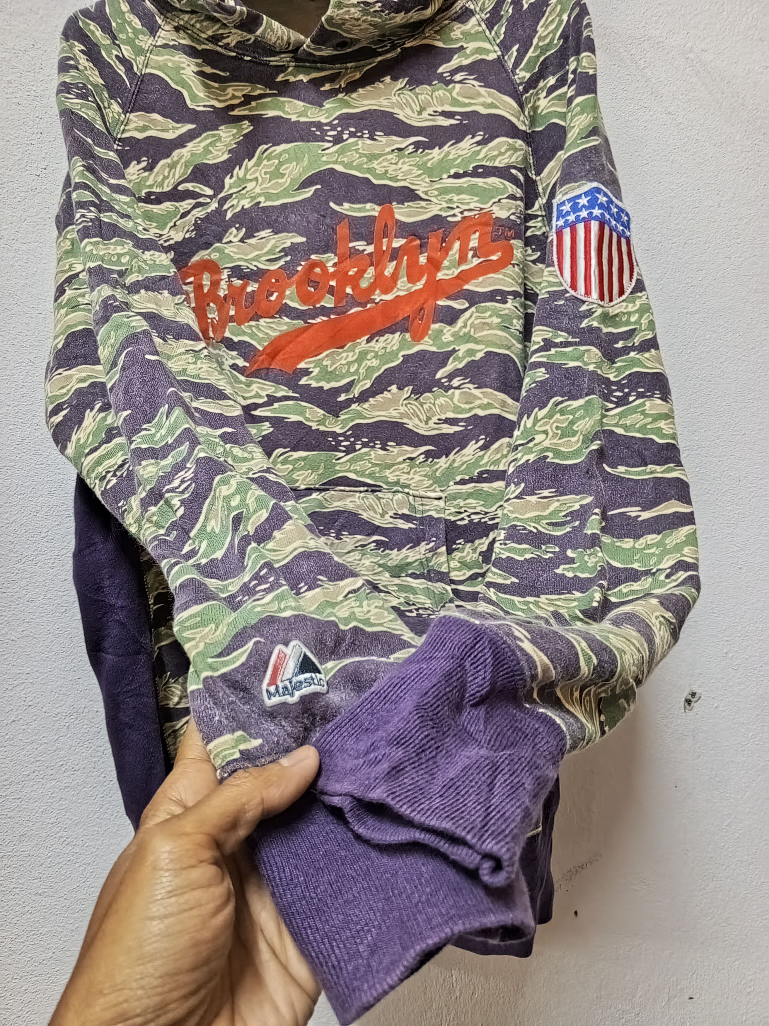 Majestic 💥majestic Brooklyn 💥🔥 tiger stripe🔥 hoddies{vintage} Size US L / EU 52-54 / 3 - 7 Thumbnail