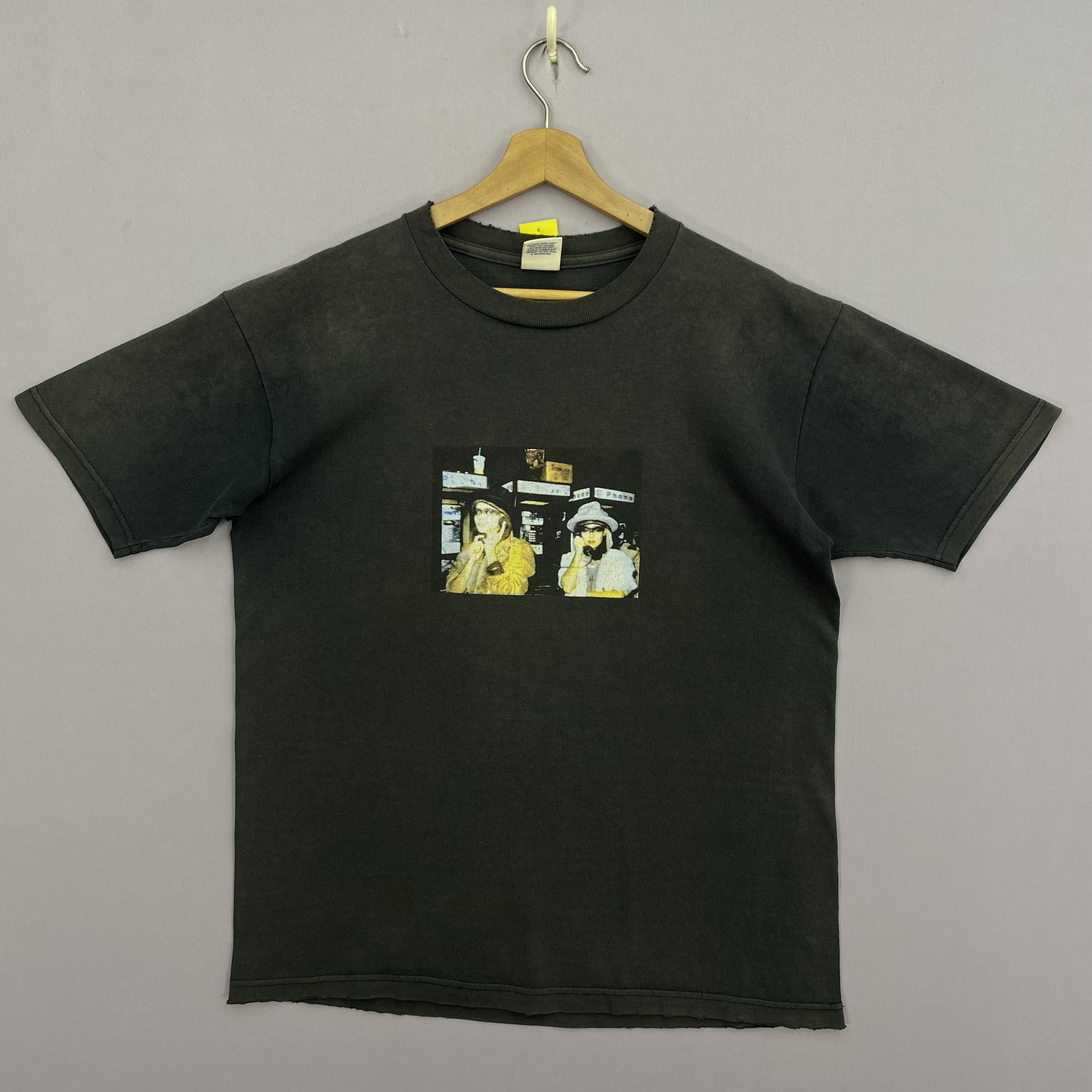 Supreme Vintage Supreme Buffalo Gals T-Shirt Ripped Crewneck Tee Size US M / EU 48-50 / 2 - 1 Thumbnail