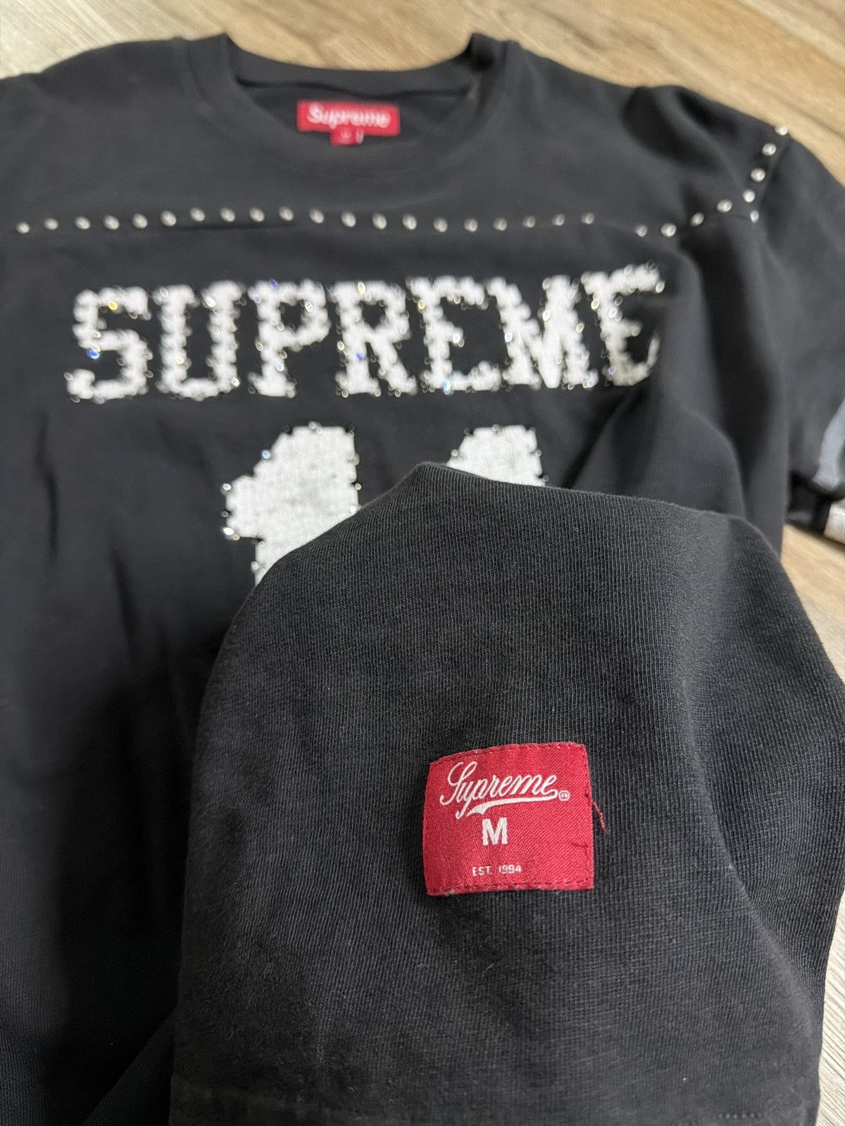 Supreme Supreme ss26 football studded top Size US M / EU 48-50 / 2 - 4 Thumbnail