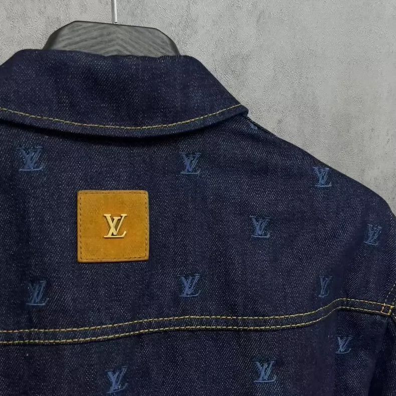 Louis Vuitton Louis Vuitton Louis Vuitton Embroidered Denim Jacket Size Size US L / EU 52-54 / 3 - 3 Thumbnail