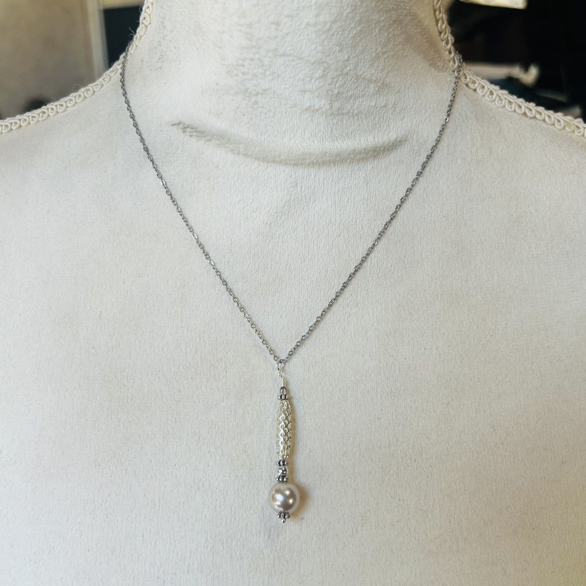 Handmade Handcrafted elegant pearl silver mesh necklace set Size ONE SIZE - 5 Thumbnail