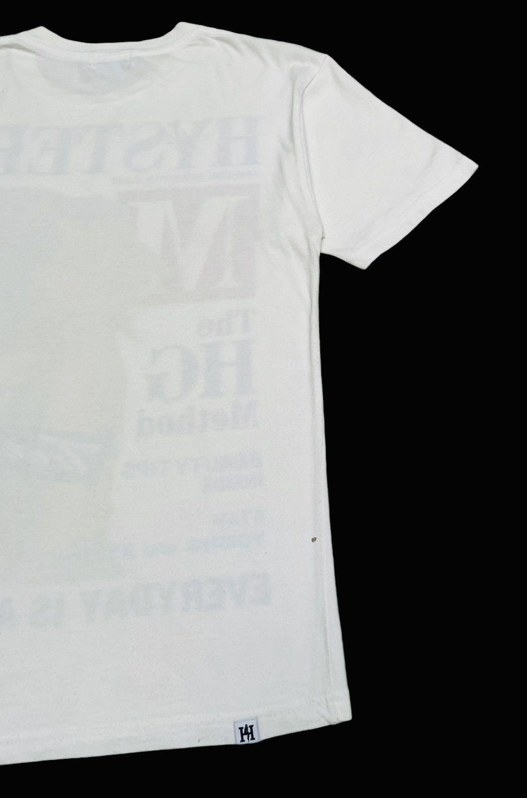 Hysteric Glamour Very Rare Design Vintage Hysteric Glamour T-shirt 2000s Size US XS / EU 42 / 0 - 8 Thumbnail